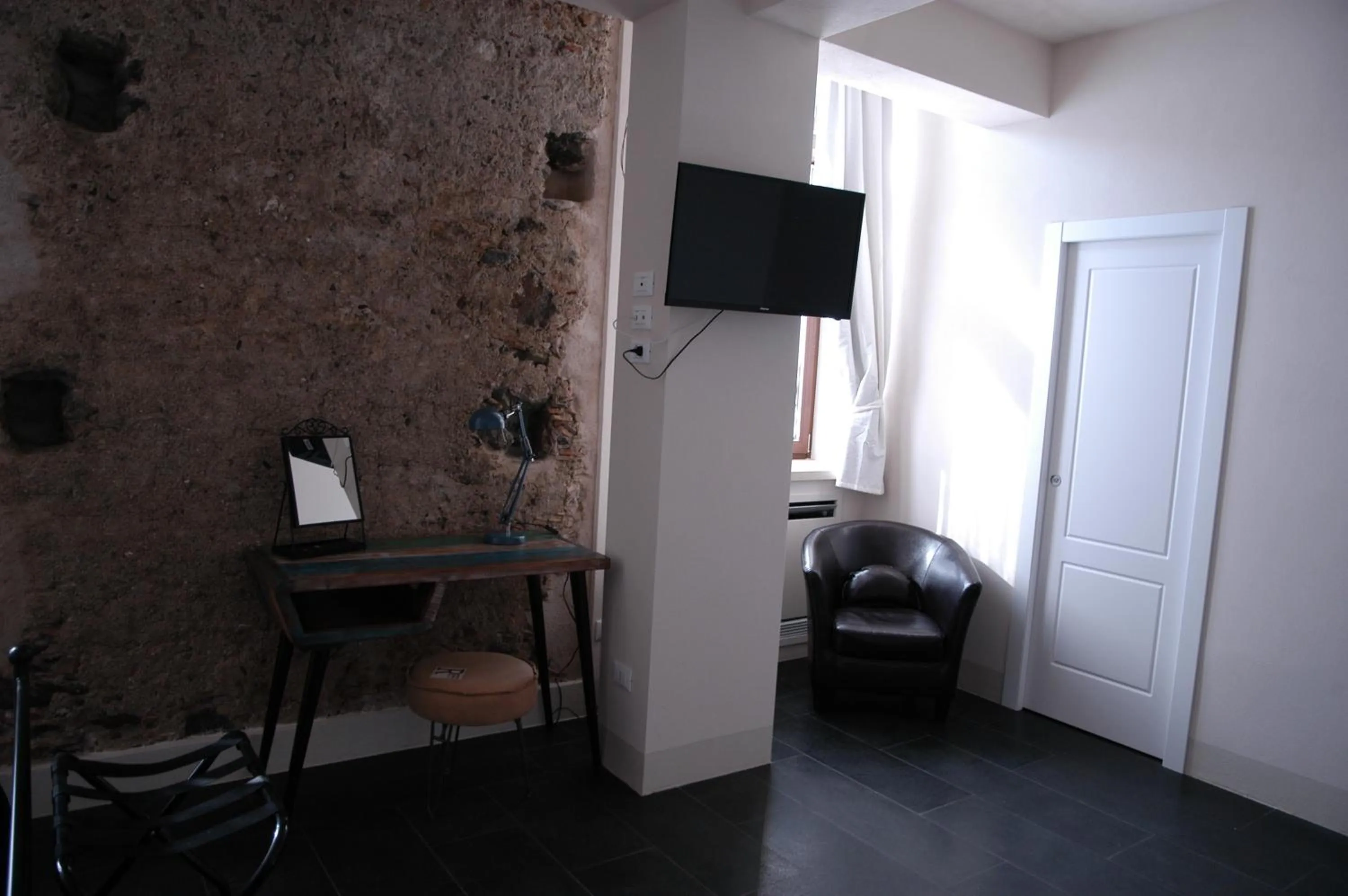 Castello D'Alcontres Guest House 3 stelle