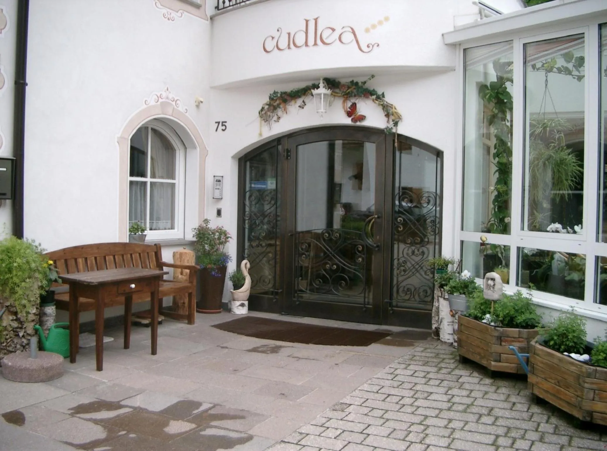 Facade/entrance in B&B Appartments Cudlea