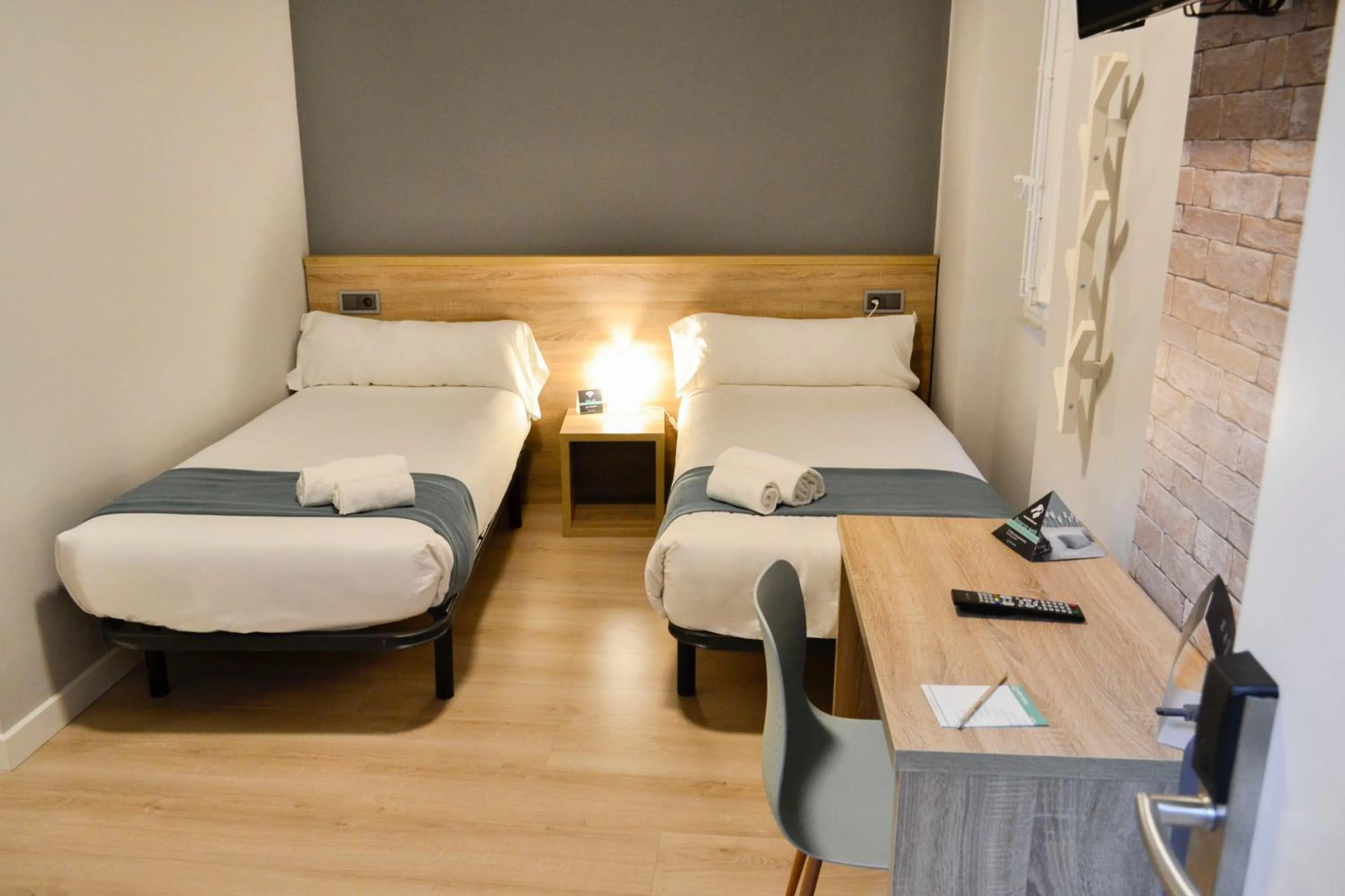 Bed in Alda Centro León