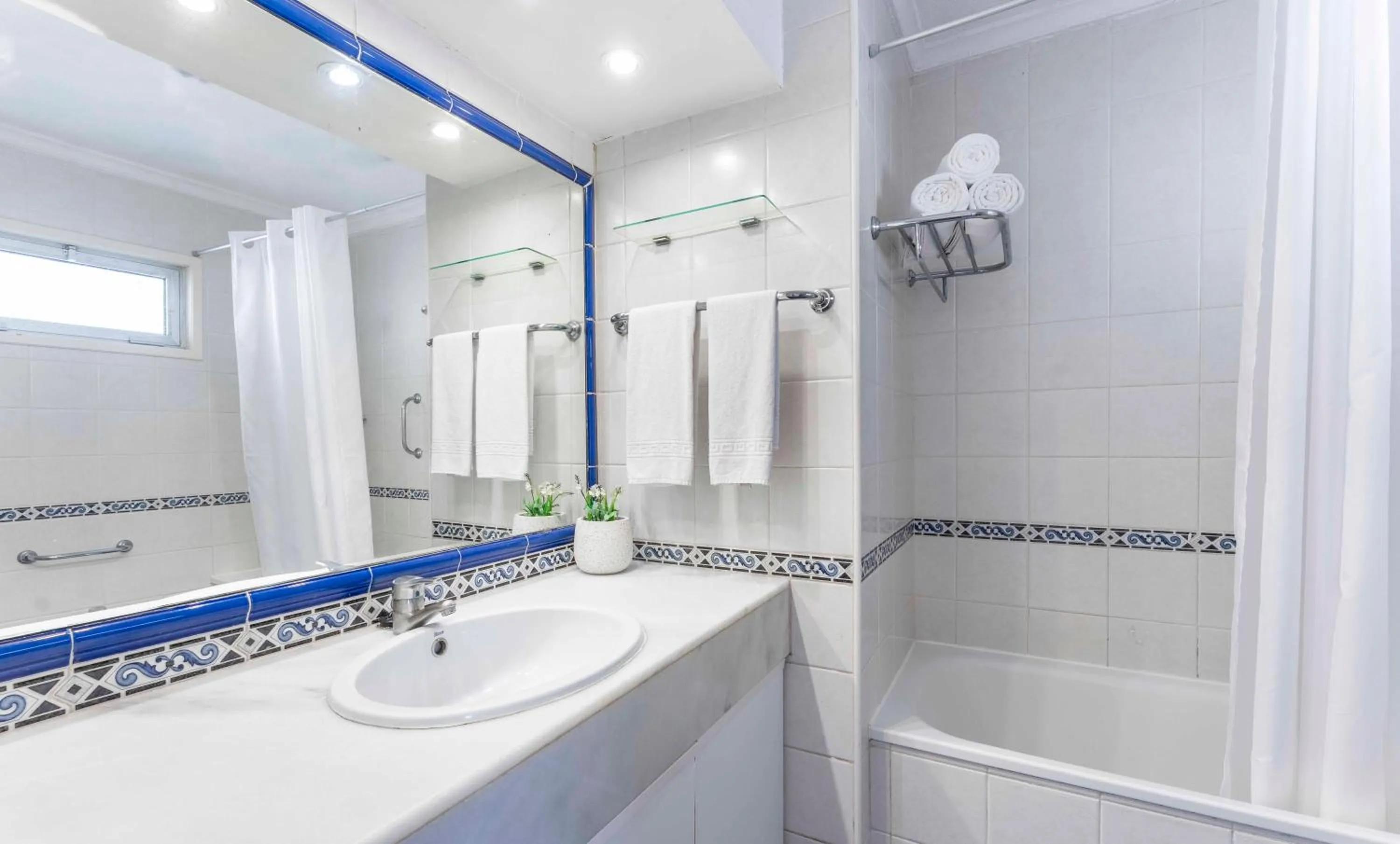 Bathroom in Ona Palm Beach