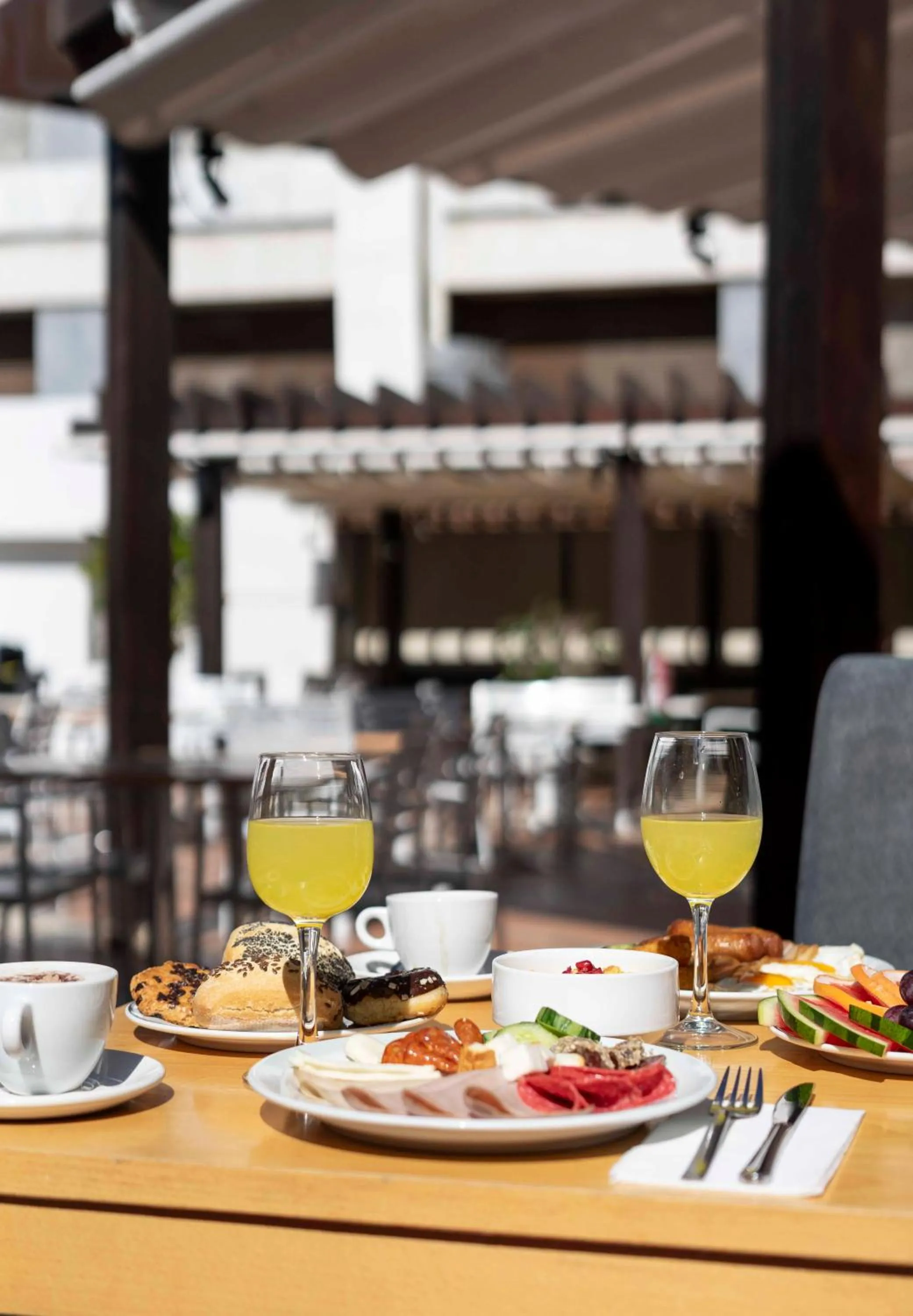 Restaurant/places to eat in Ona Palm Beach