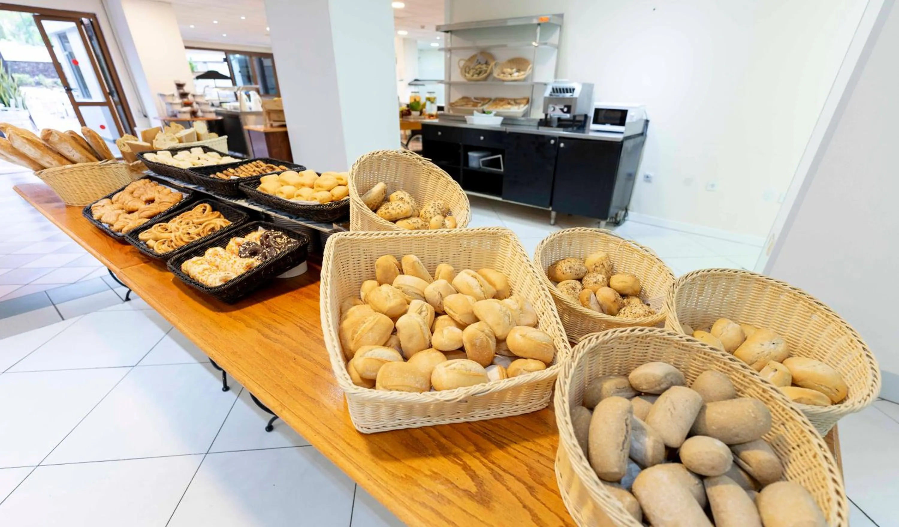 Restaurant/places to eat in Ona Palm Beach