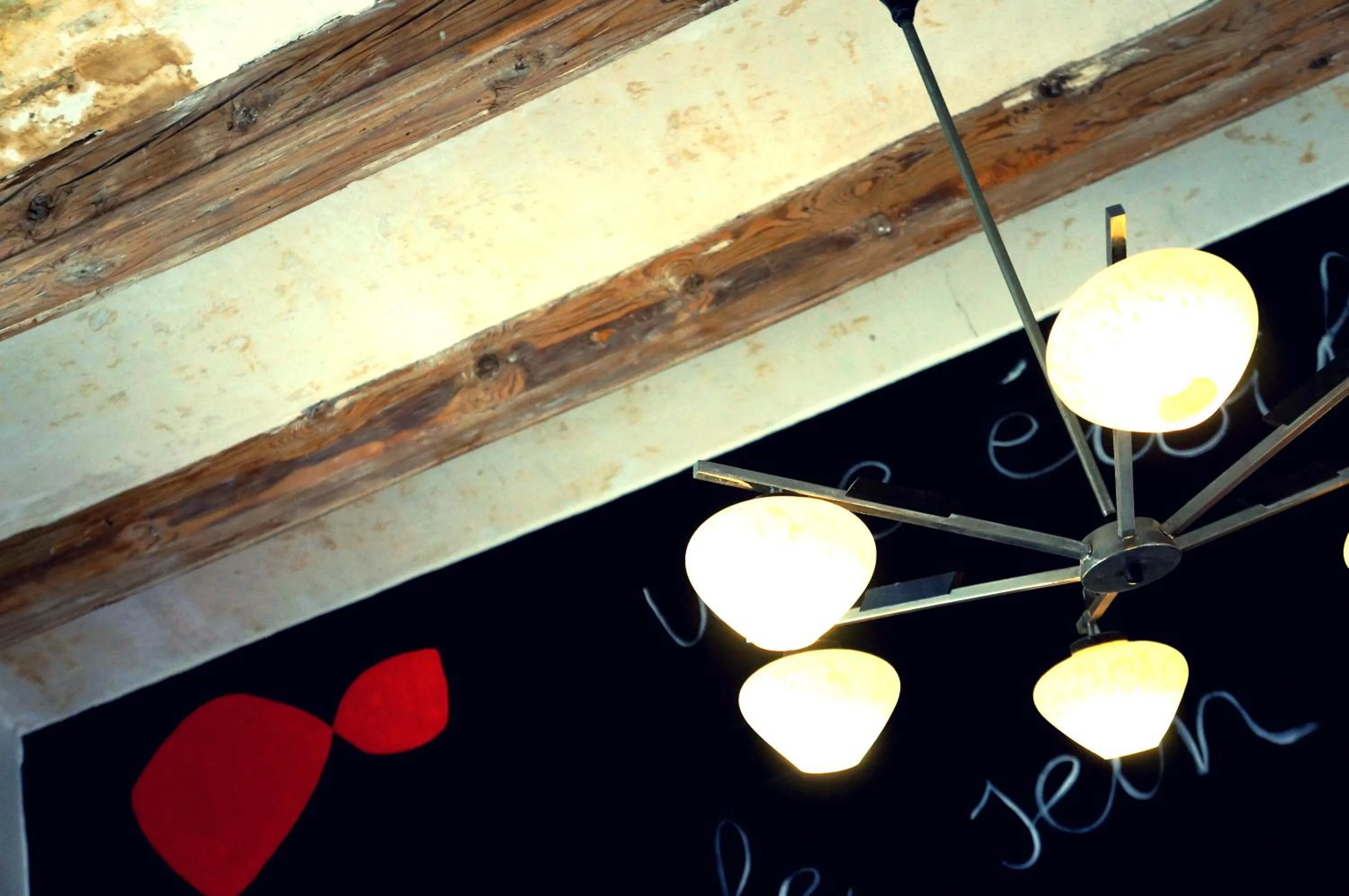 Decorative detail in Apartamentos El Pintor