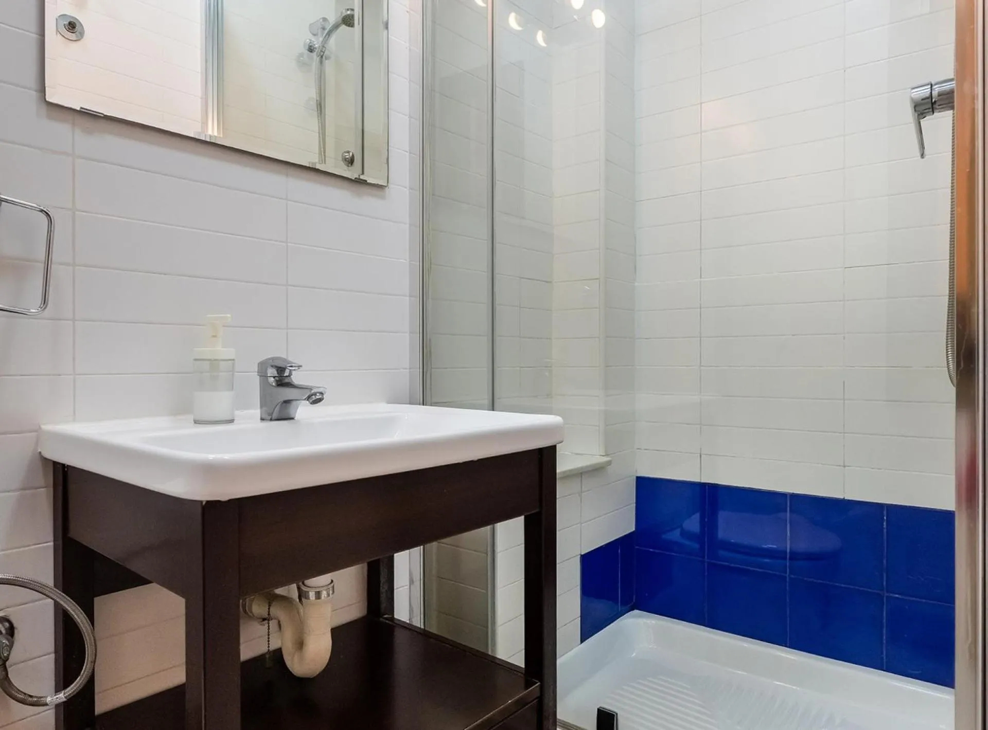 Apartamentos El Pintor