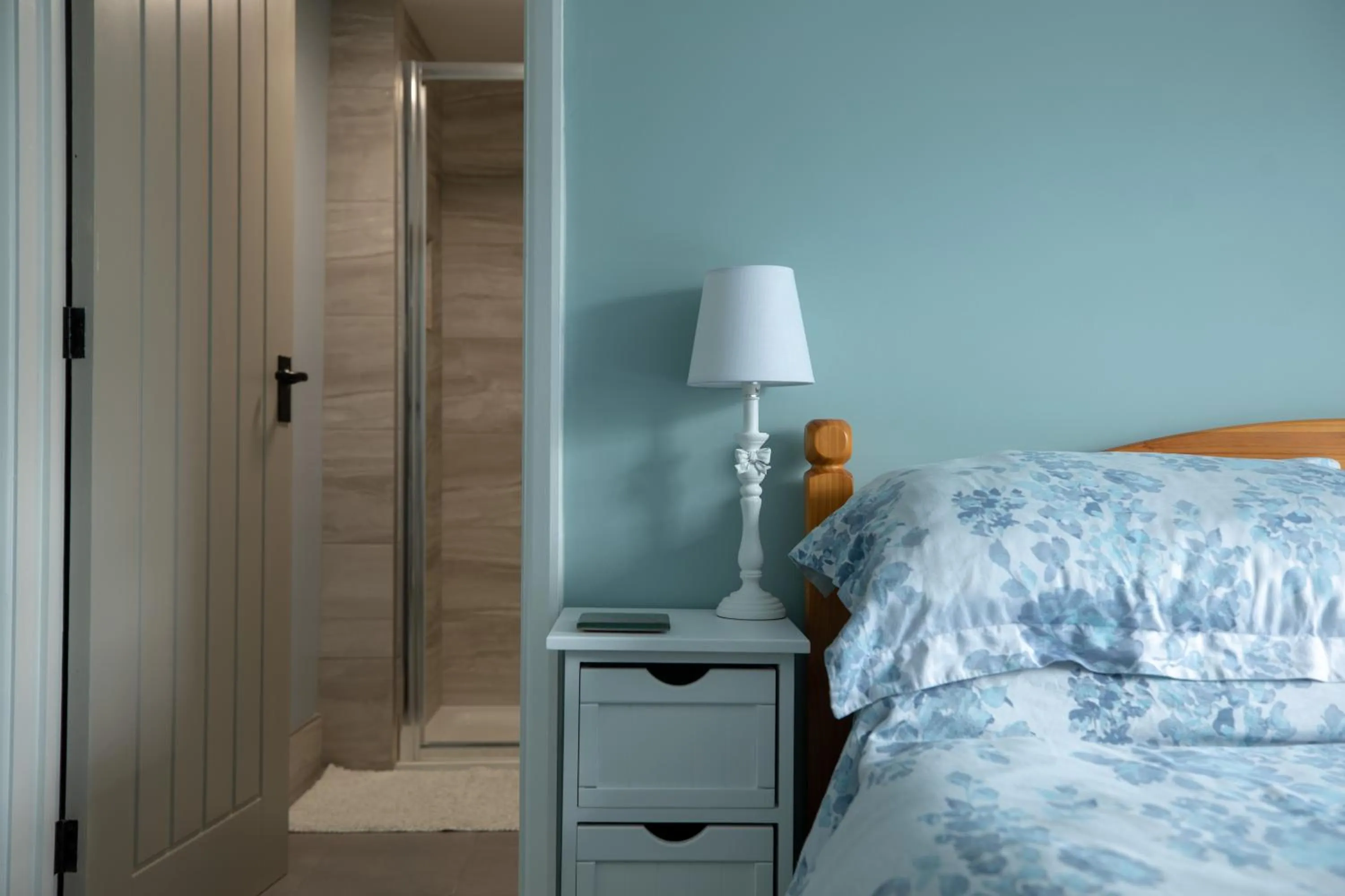 Decorative detail, Bed in Old Beams Bed & Breakfast