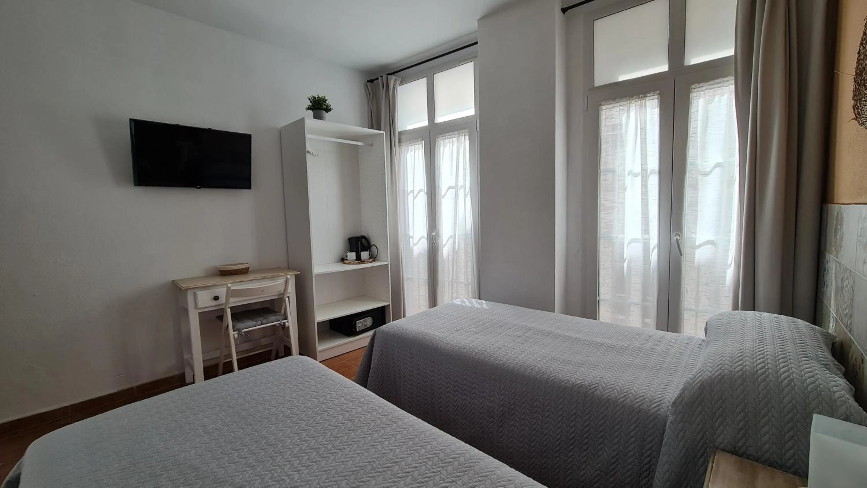 Bed in Hostal Canalejas