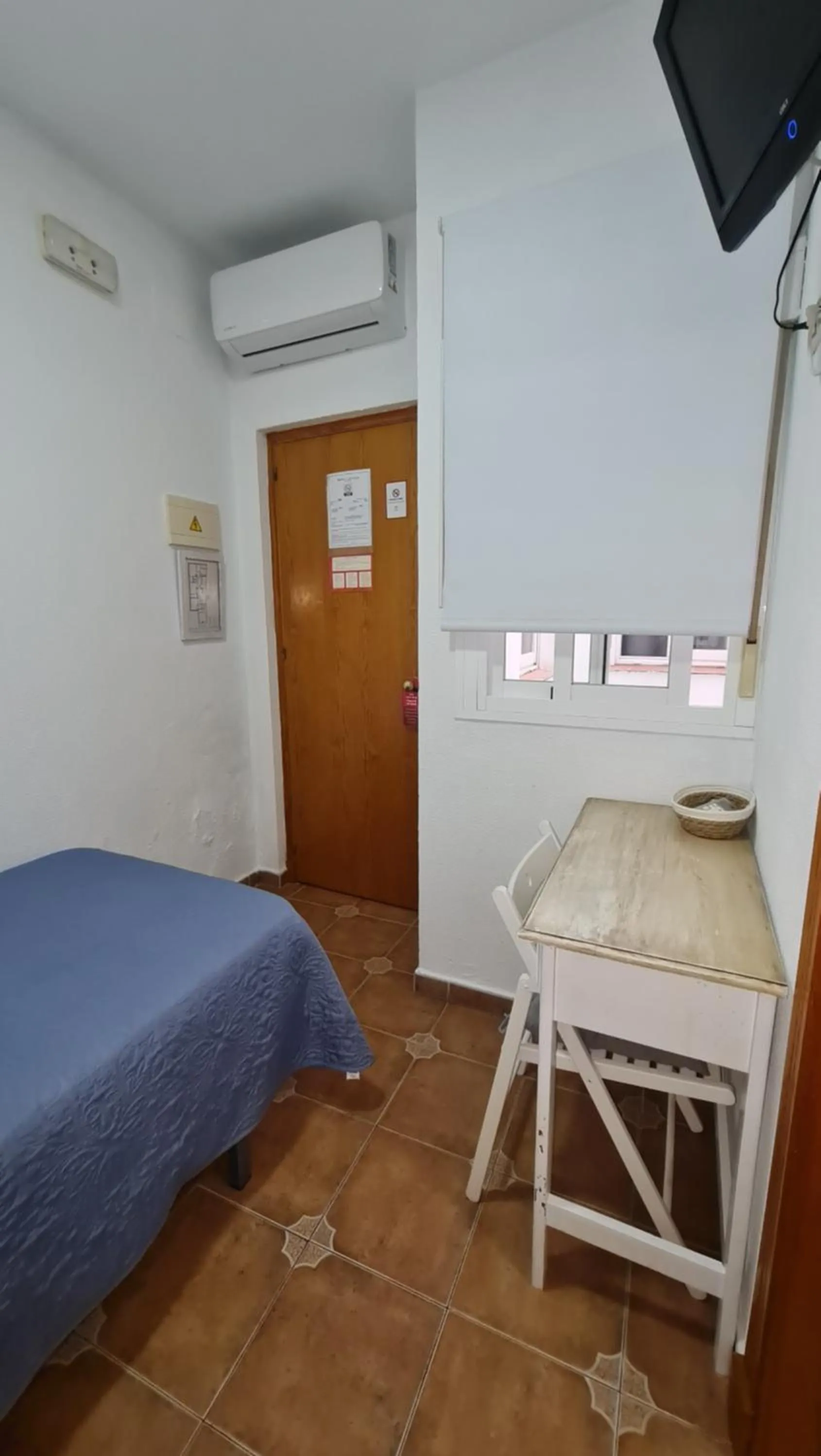 Bed in Hostal Canalejas