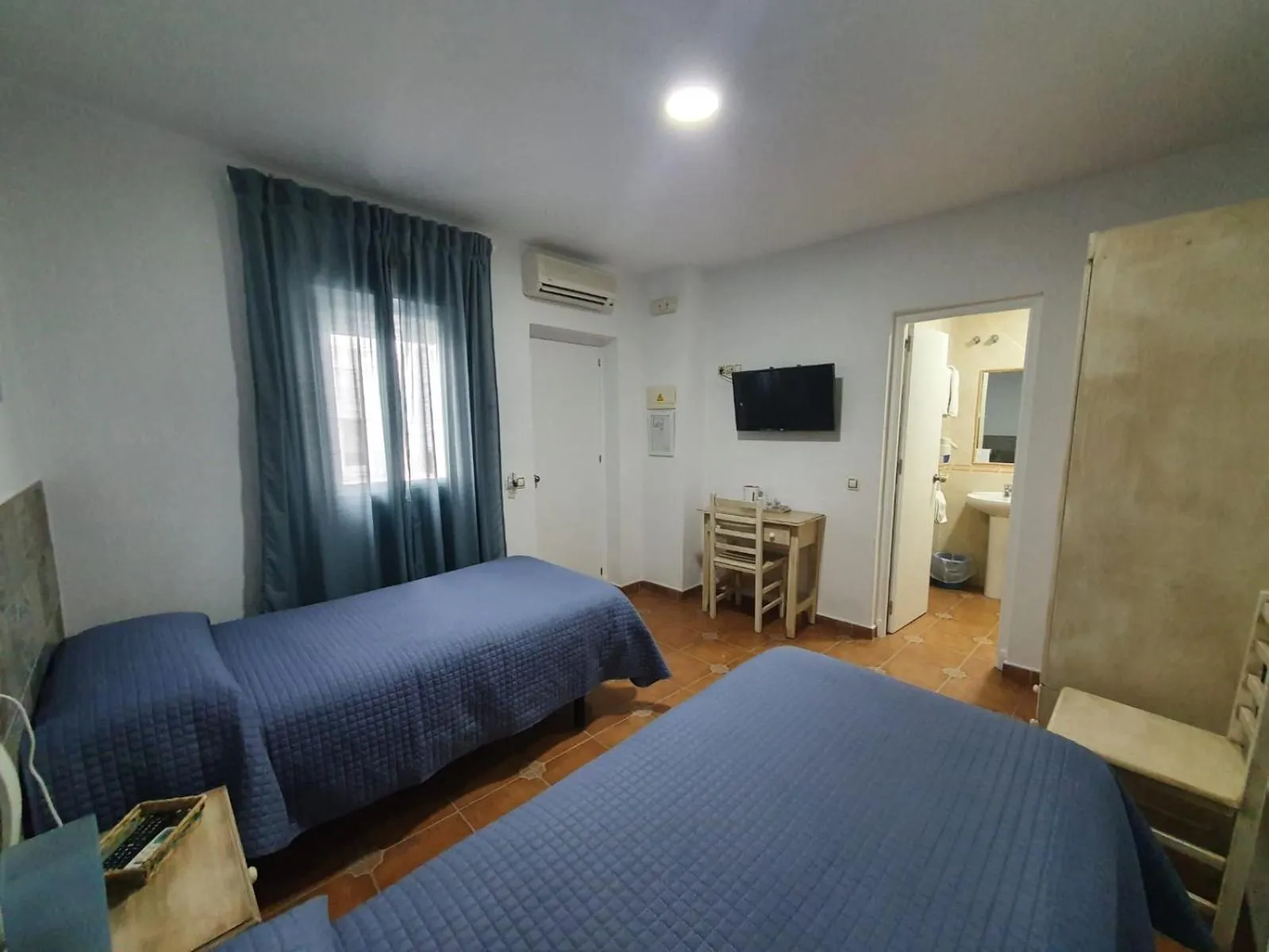 Bed in Hostal Canalejas