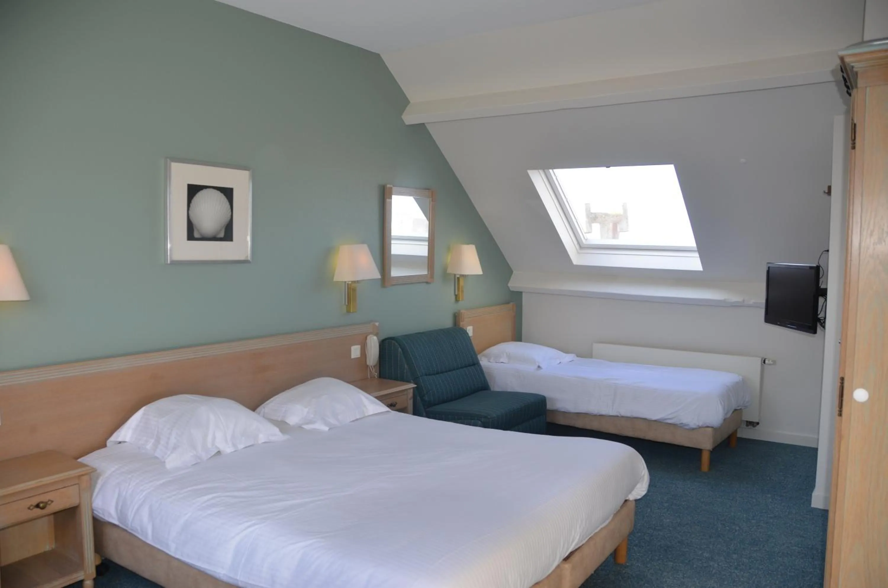 Bedroom, Bed in Hotel Sabot D'Or