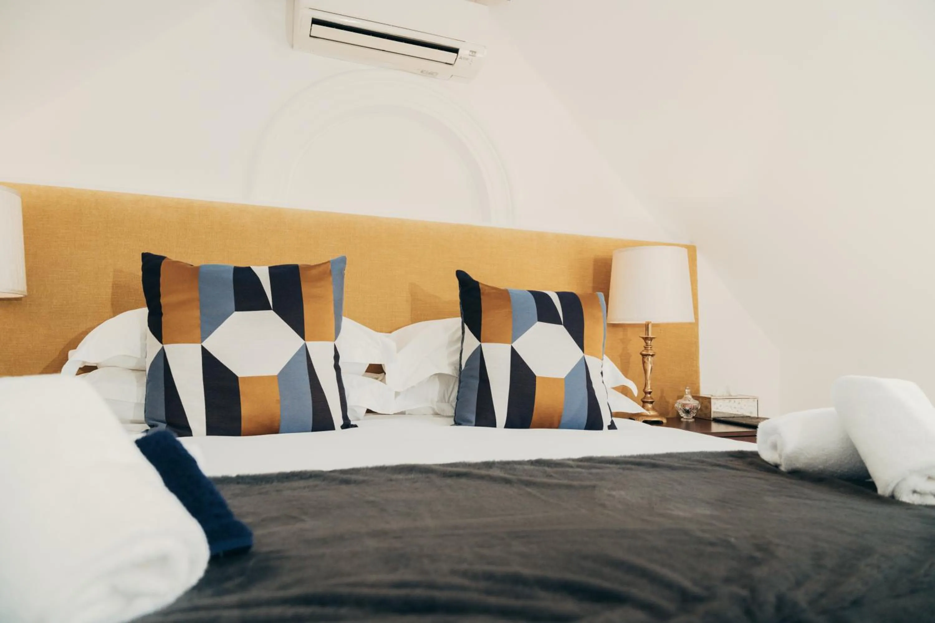 Bed in Les Chambres Guest House