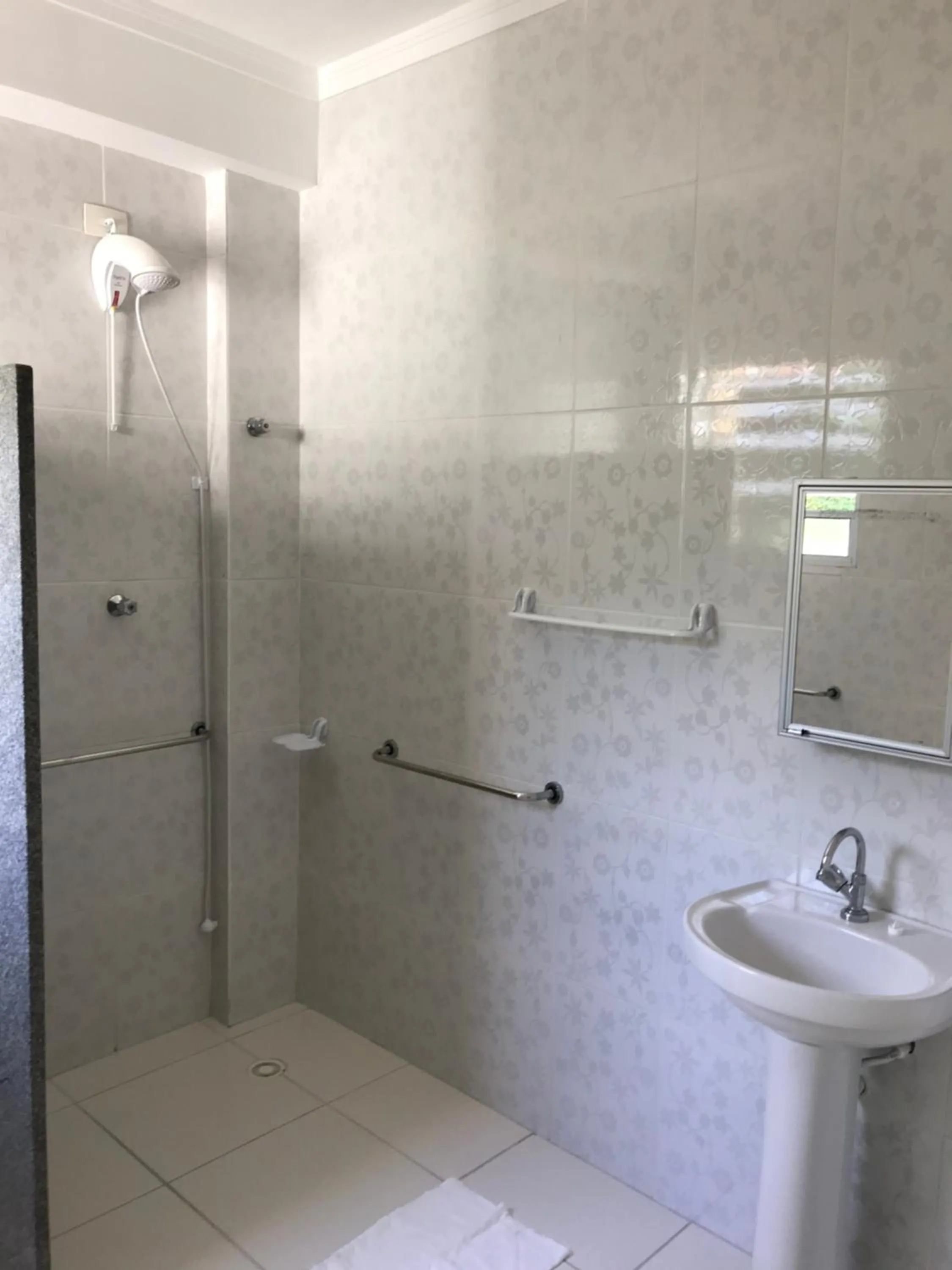 Bathroom in Mar e Lua Flats - Maresias