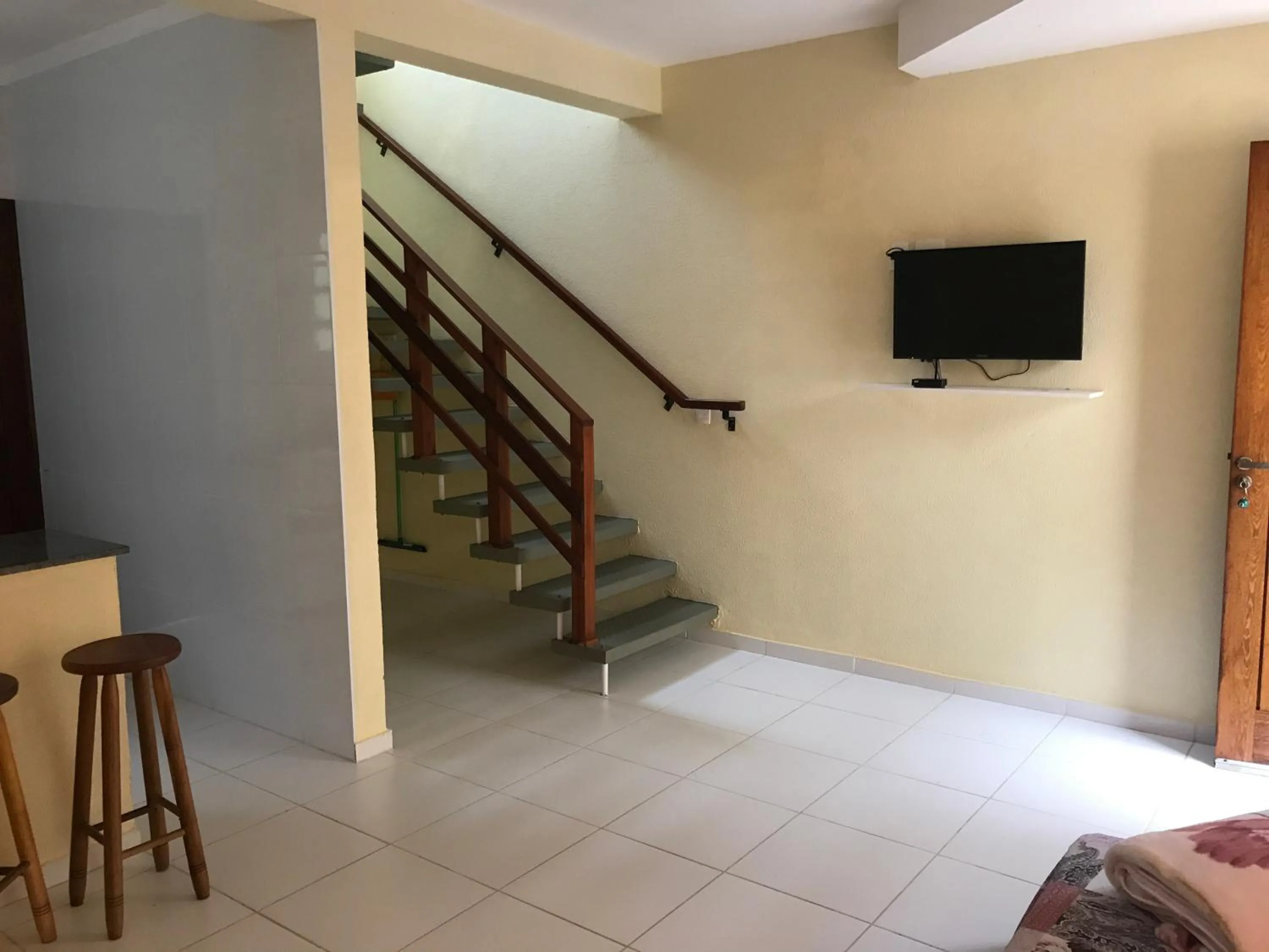 TV and multimedia in Mar e Lua Flats - Maresias