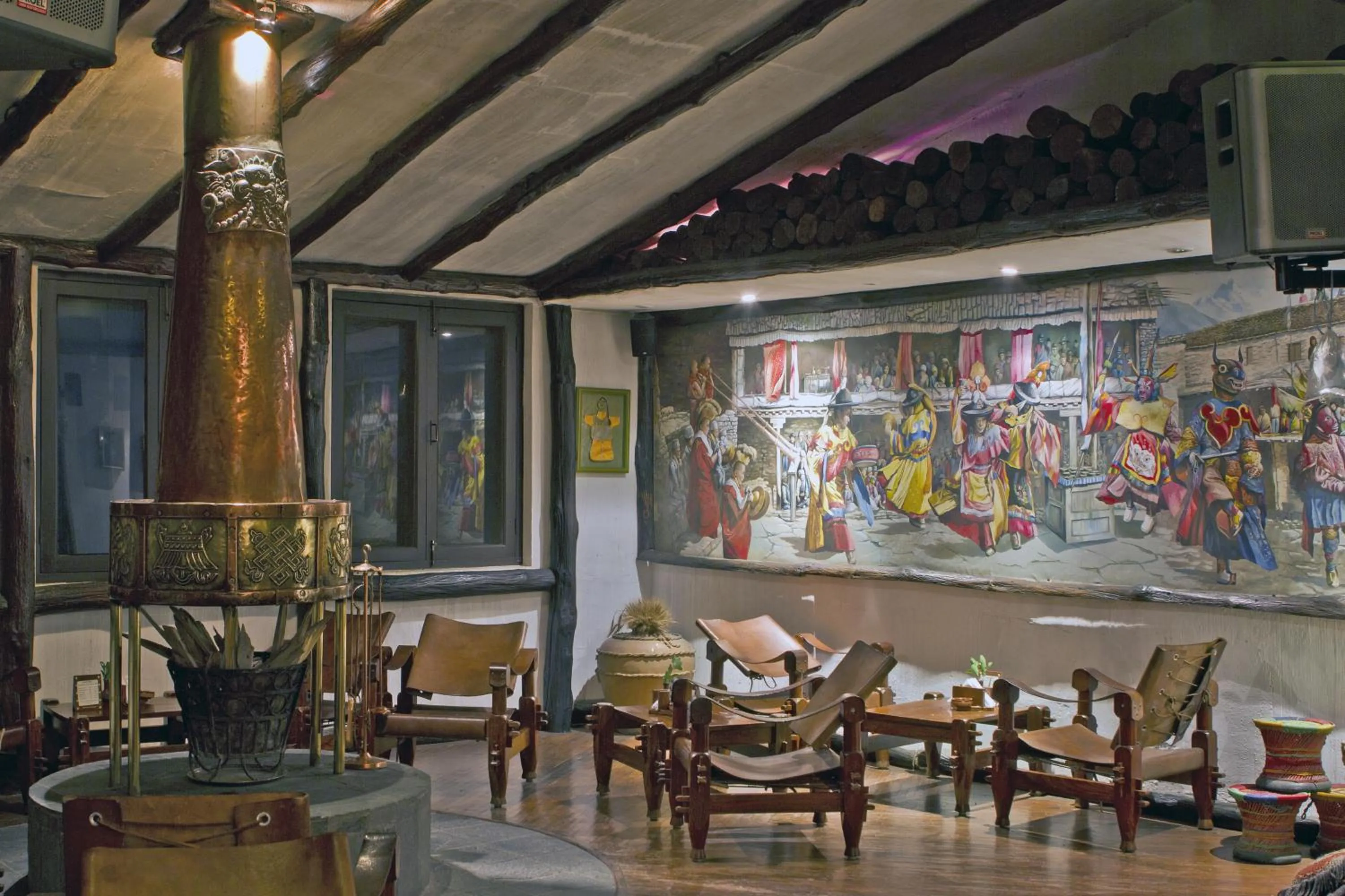 Lounge or bar in Club Himalaya, by ACE Hotels