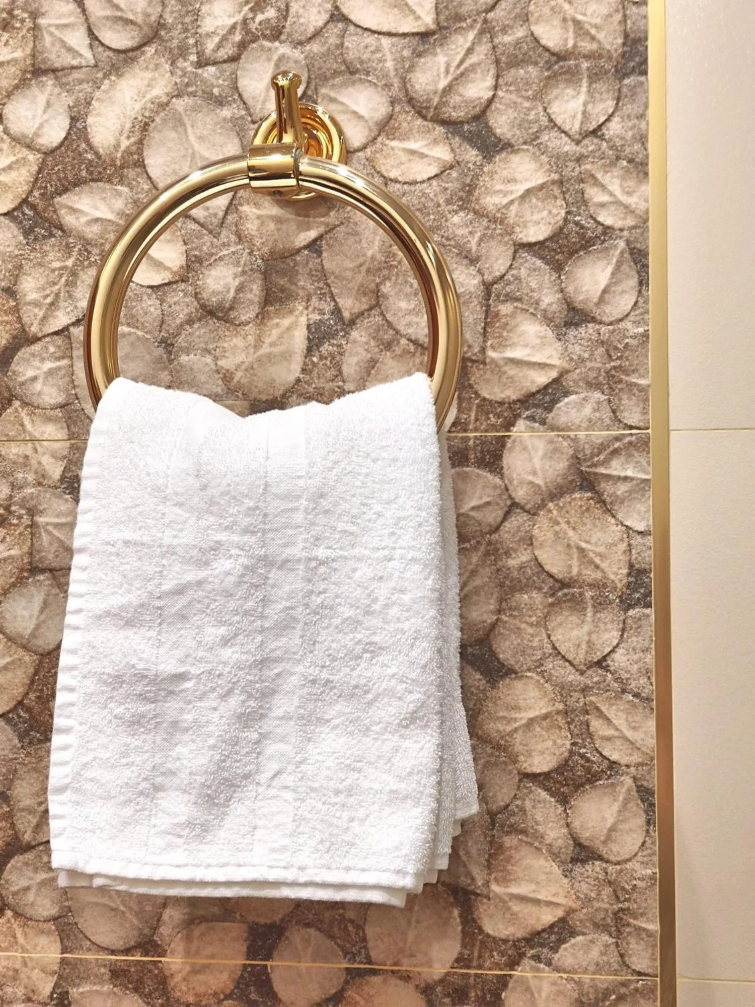 Bathroom in Hostal Orleans