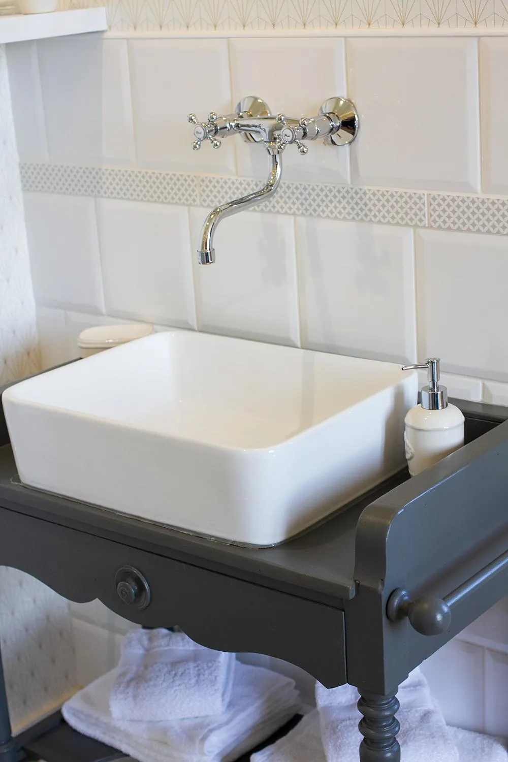 Shower in Le Clos des Bories