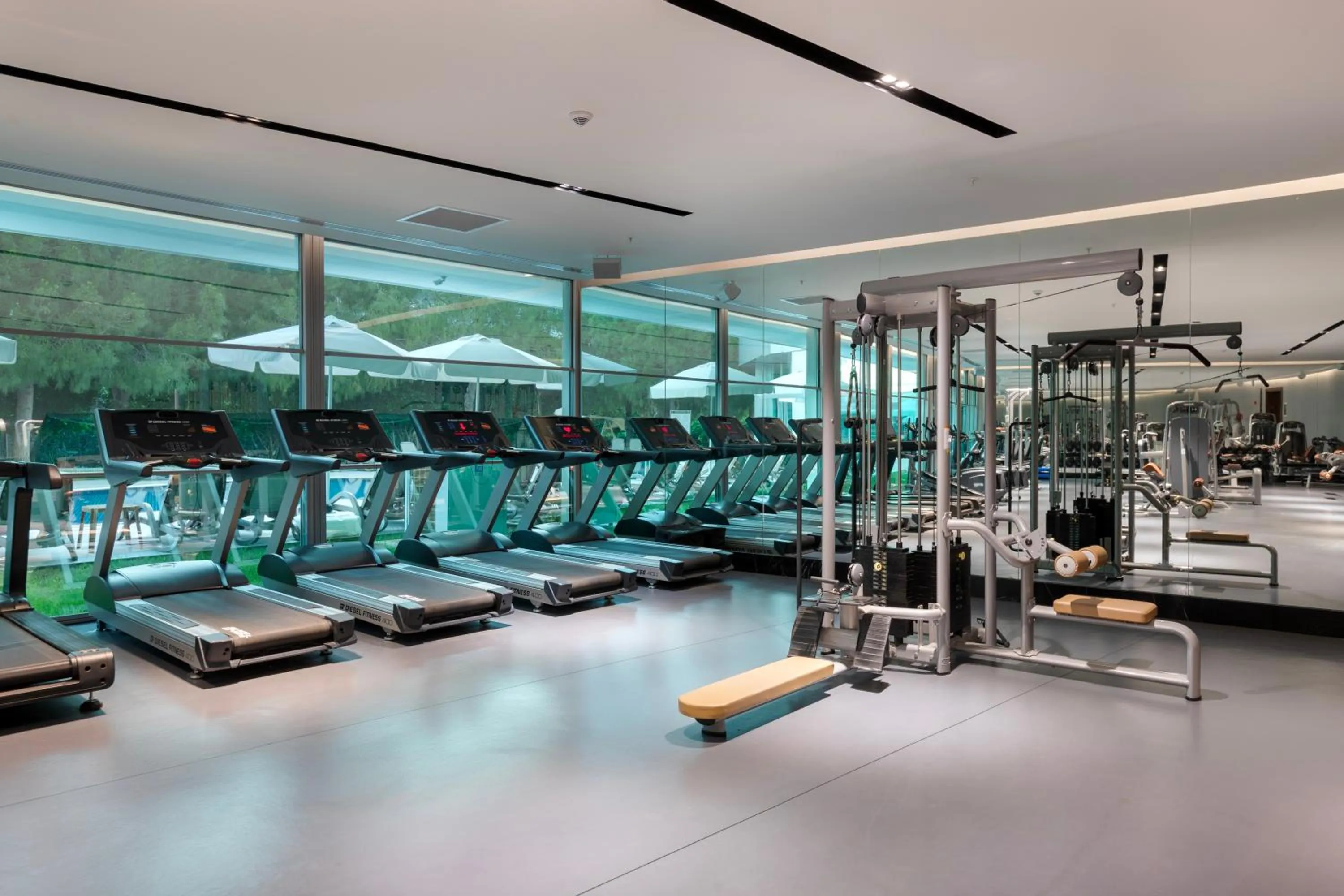 Fitness centre/facilities in Miracle Resort Hotel