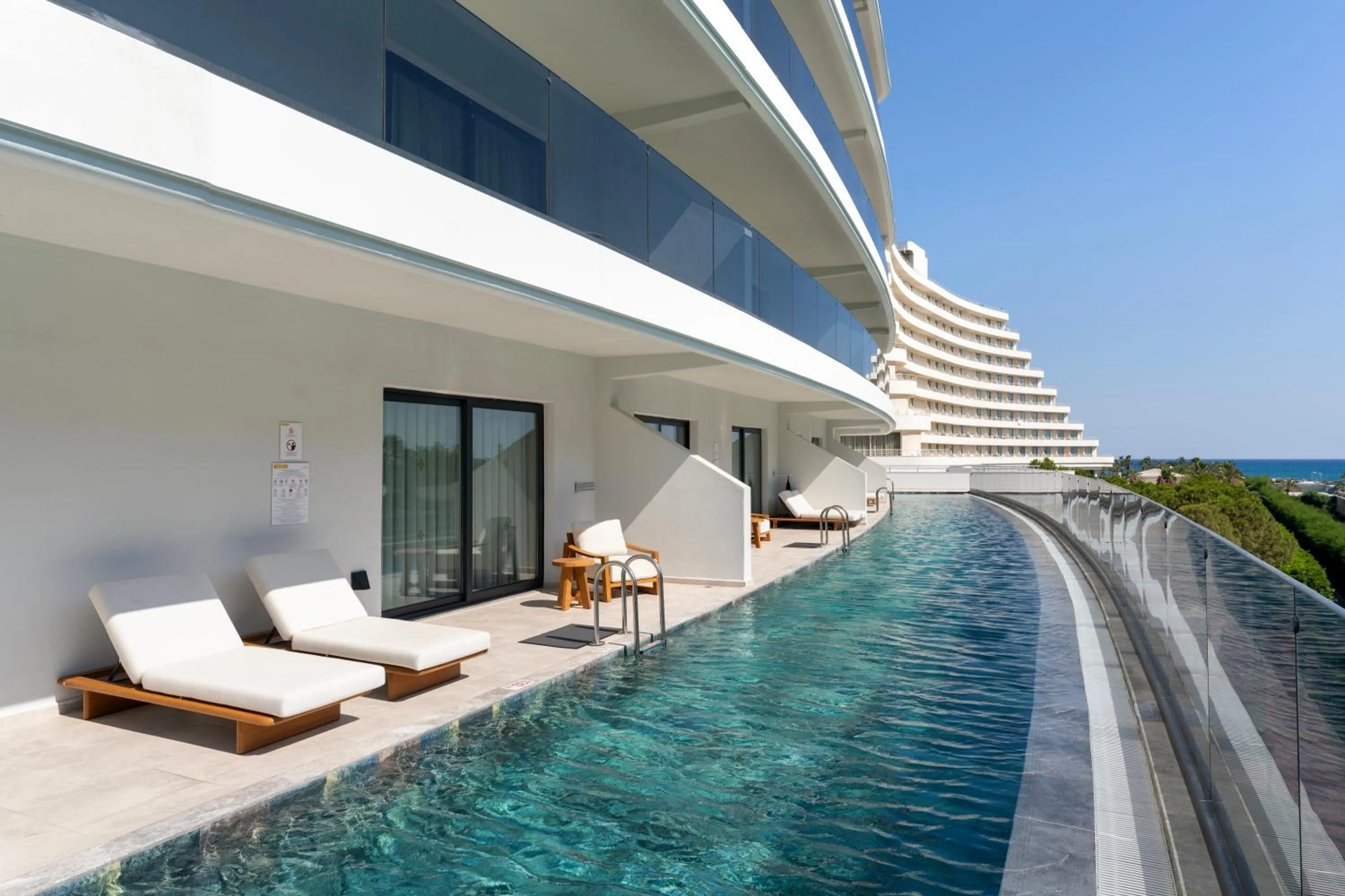 Balcony/Terrace in Miracle Resort Hotel