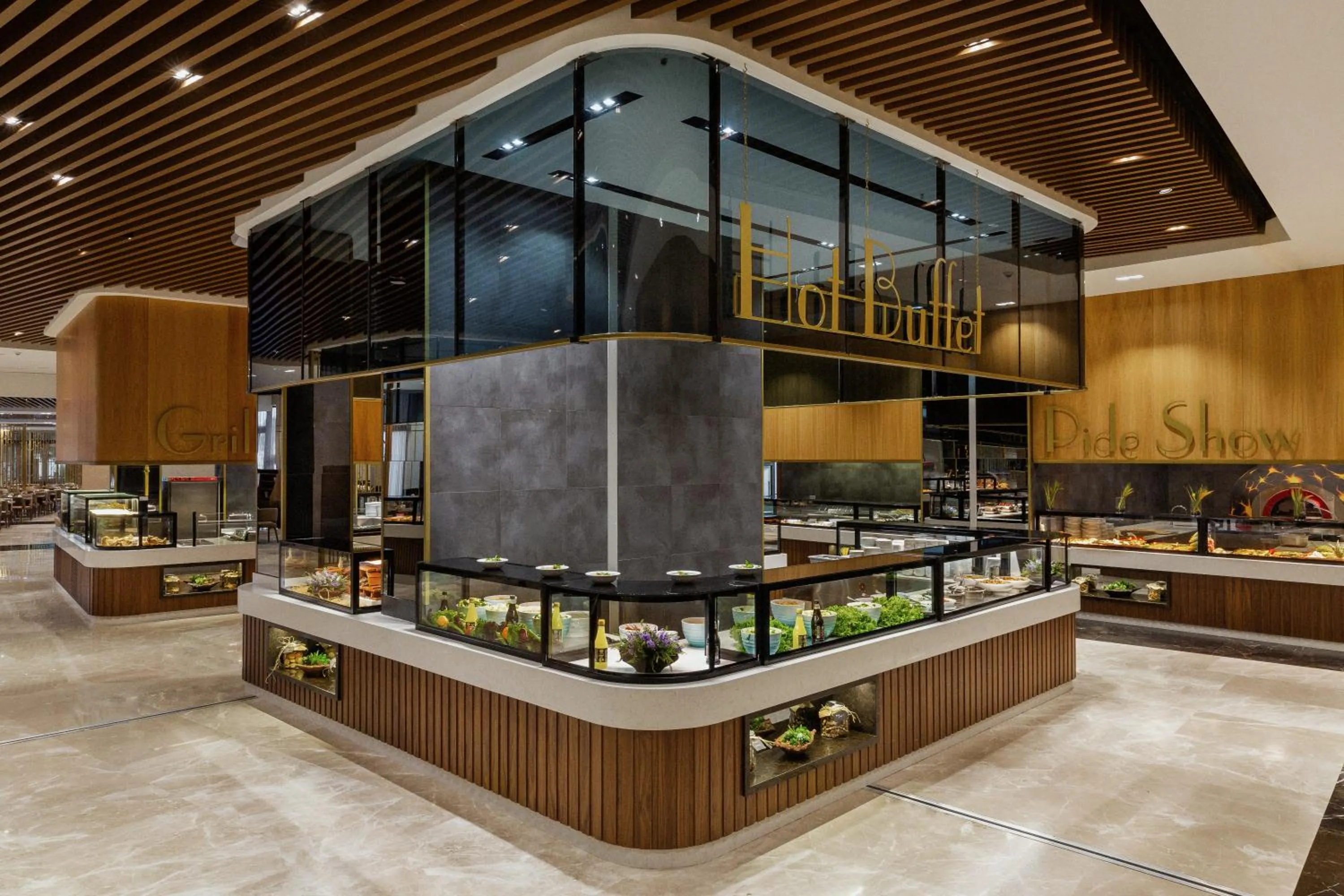 Restaurant/places to eat in Miracle Resort Hotel