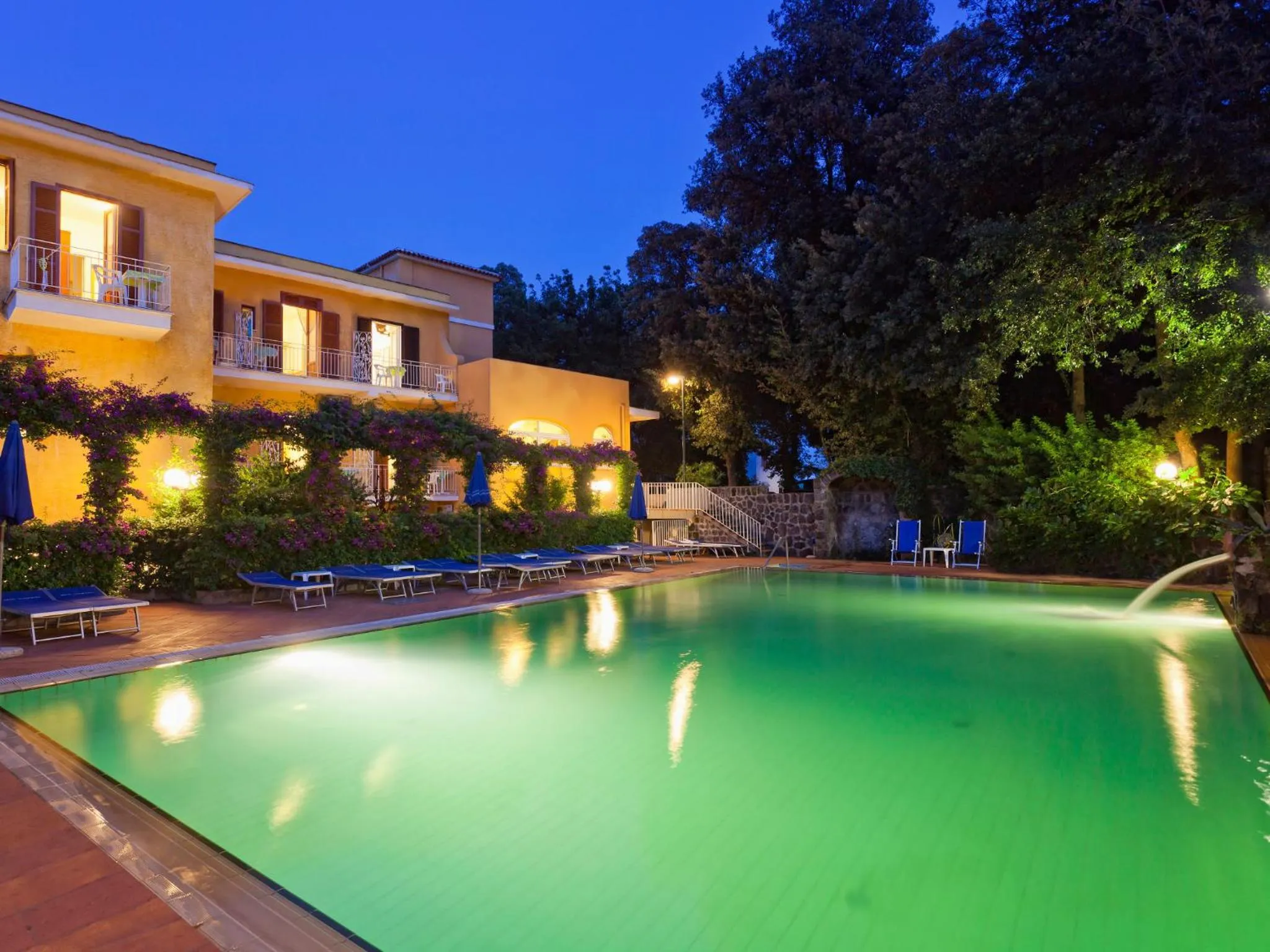 Swimming pool in Hotel Cleopatra