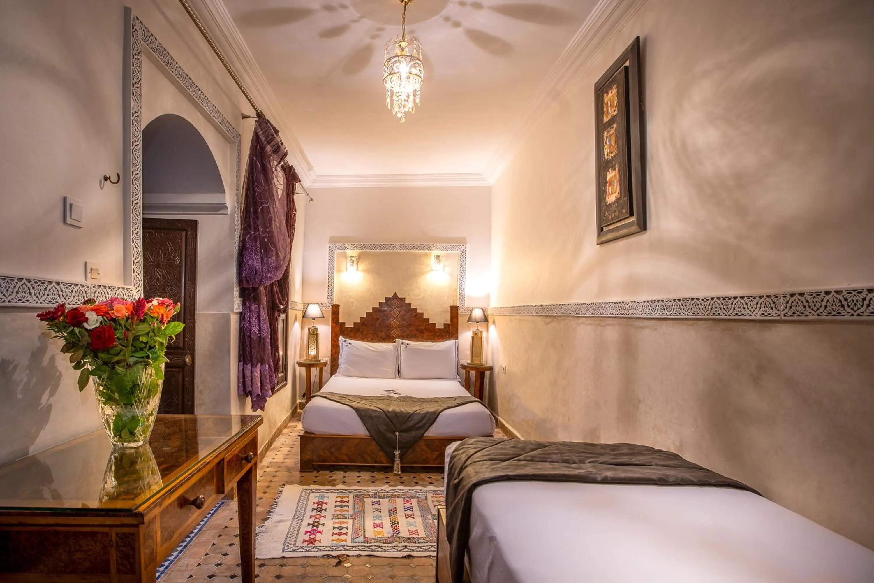 Photo of the whole room, Bed in Riad Ben Tachfine