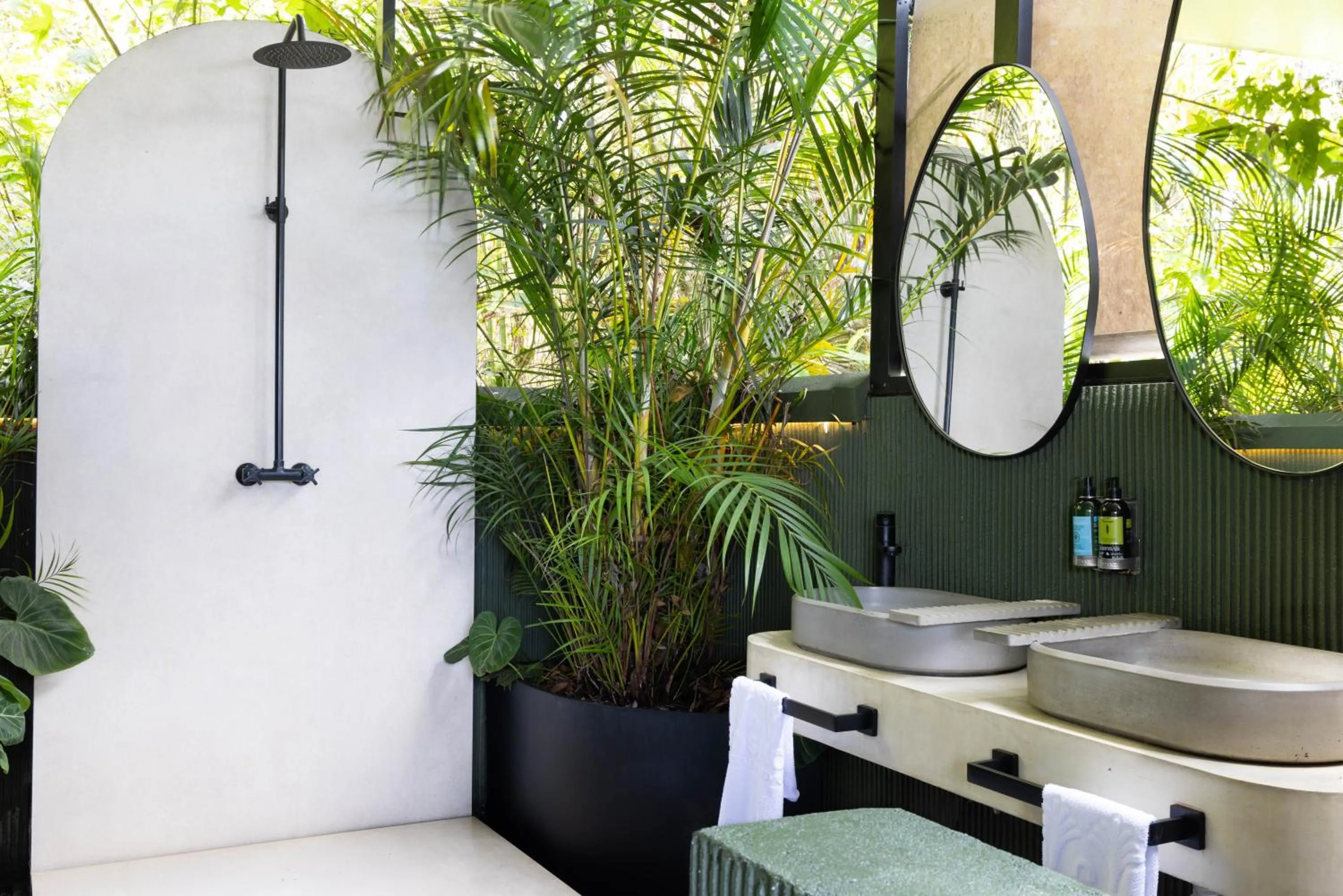 Open Air Bath in Bosko