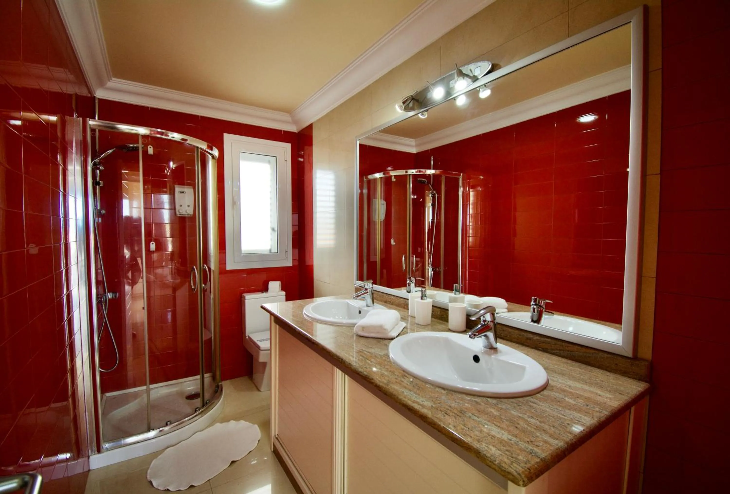 Shower in Villa Lovisi