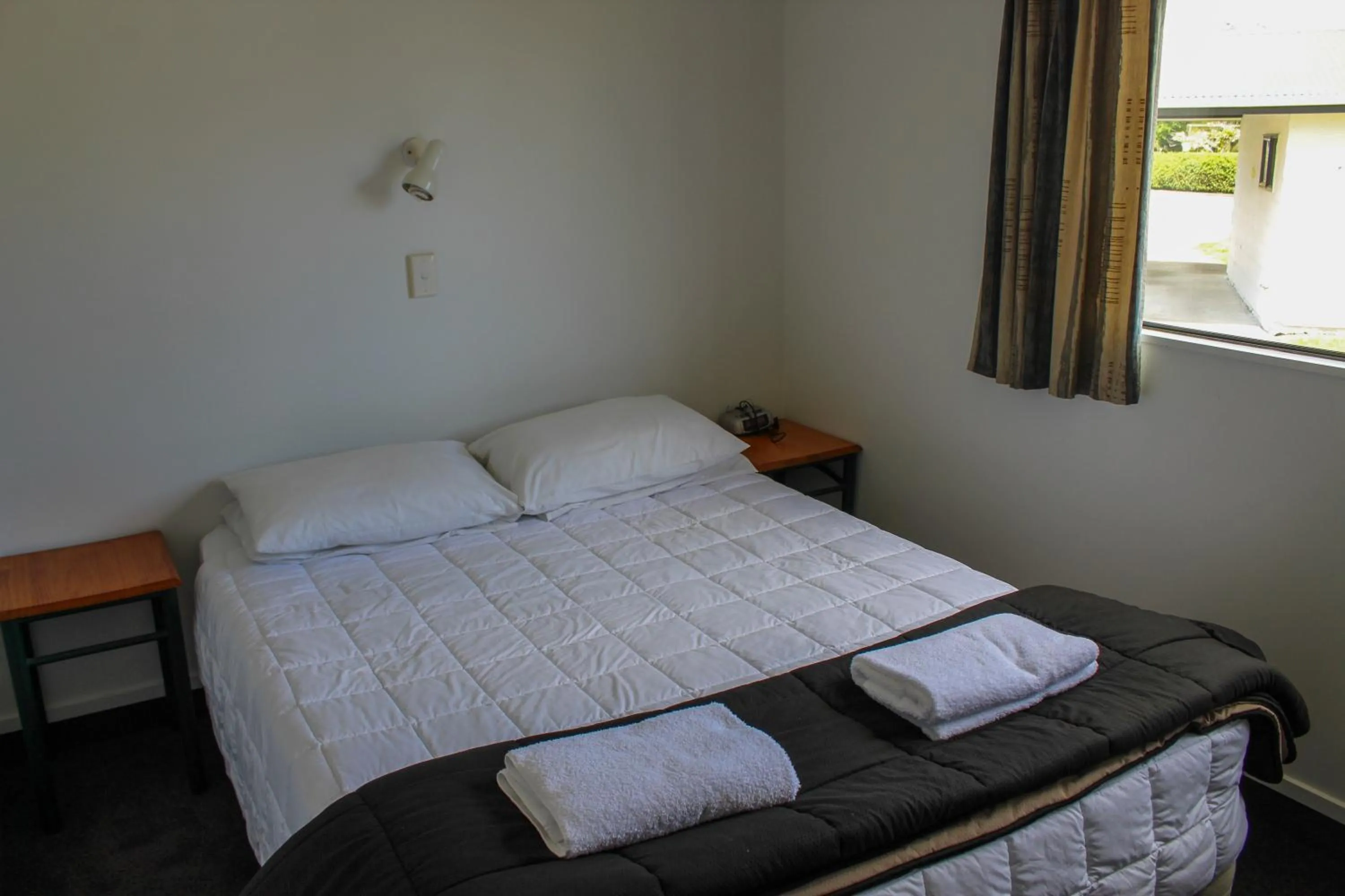 Bed in Holdens Bay Holiday Park