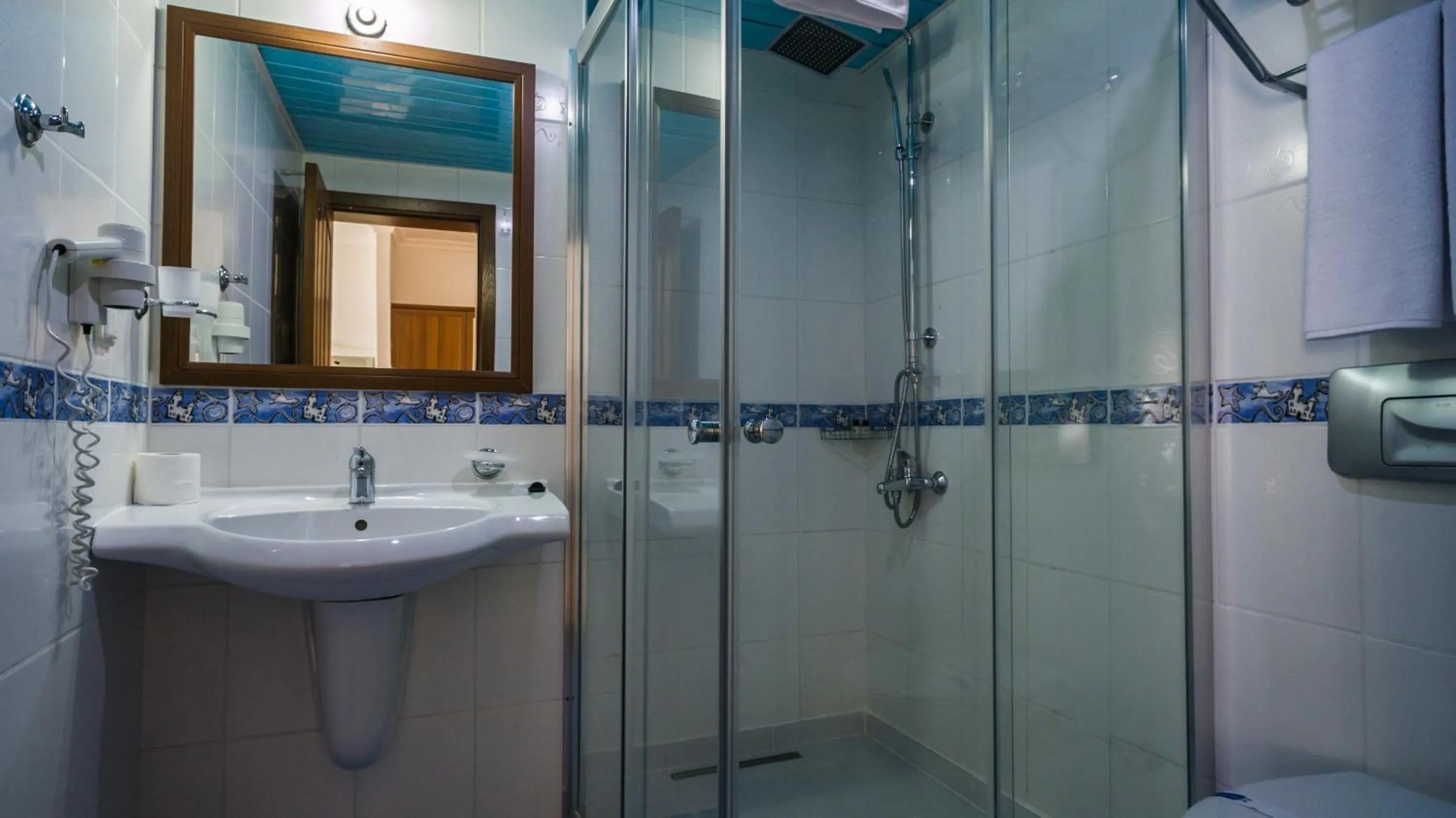 Bathroom in Karbel Hotel