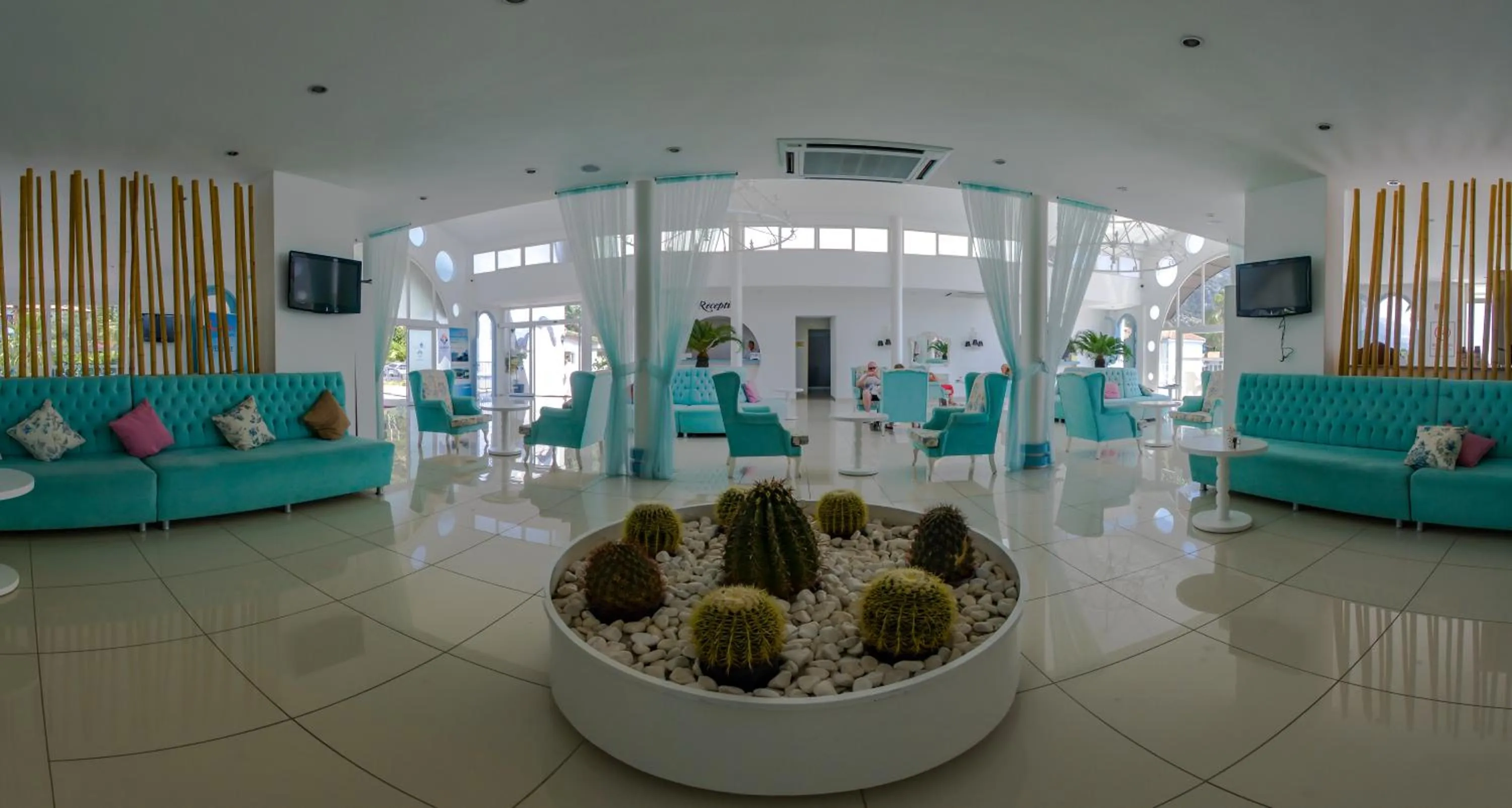 Lobby or reception in Karbel Hotel