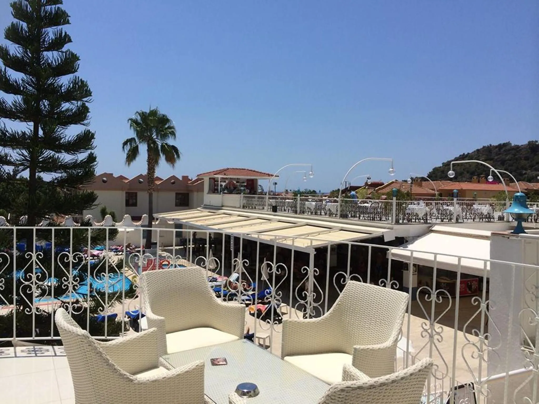 Balcony/Terrace in Karbel Hotel