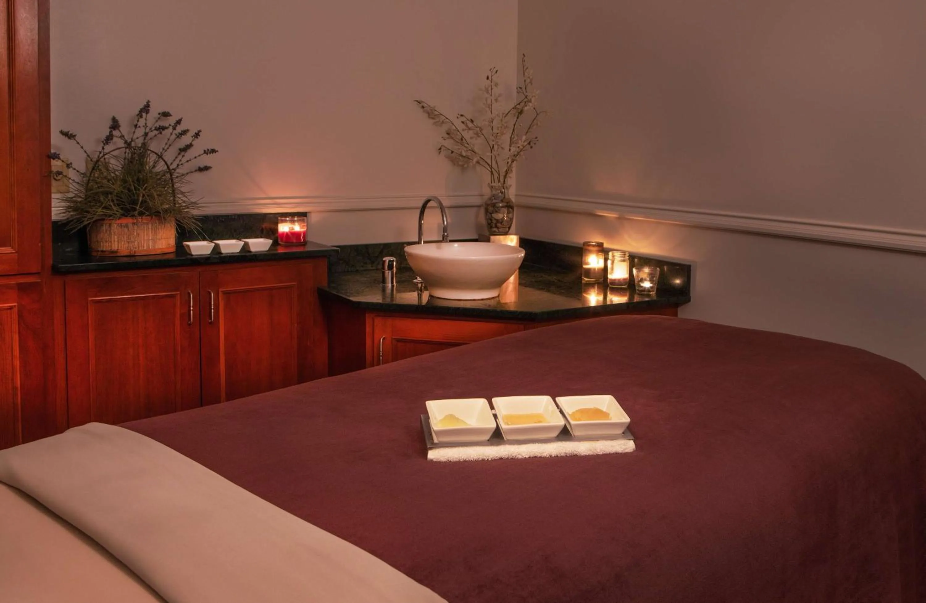 Spa and wellness centre/facilities, Bed in The Equinox Golf Resort & Spa