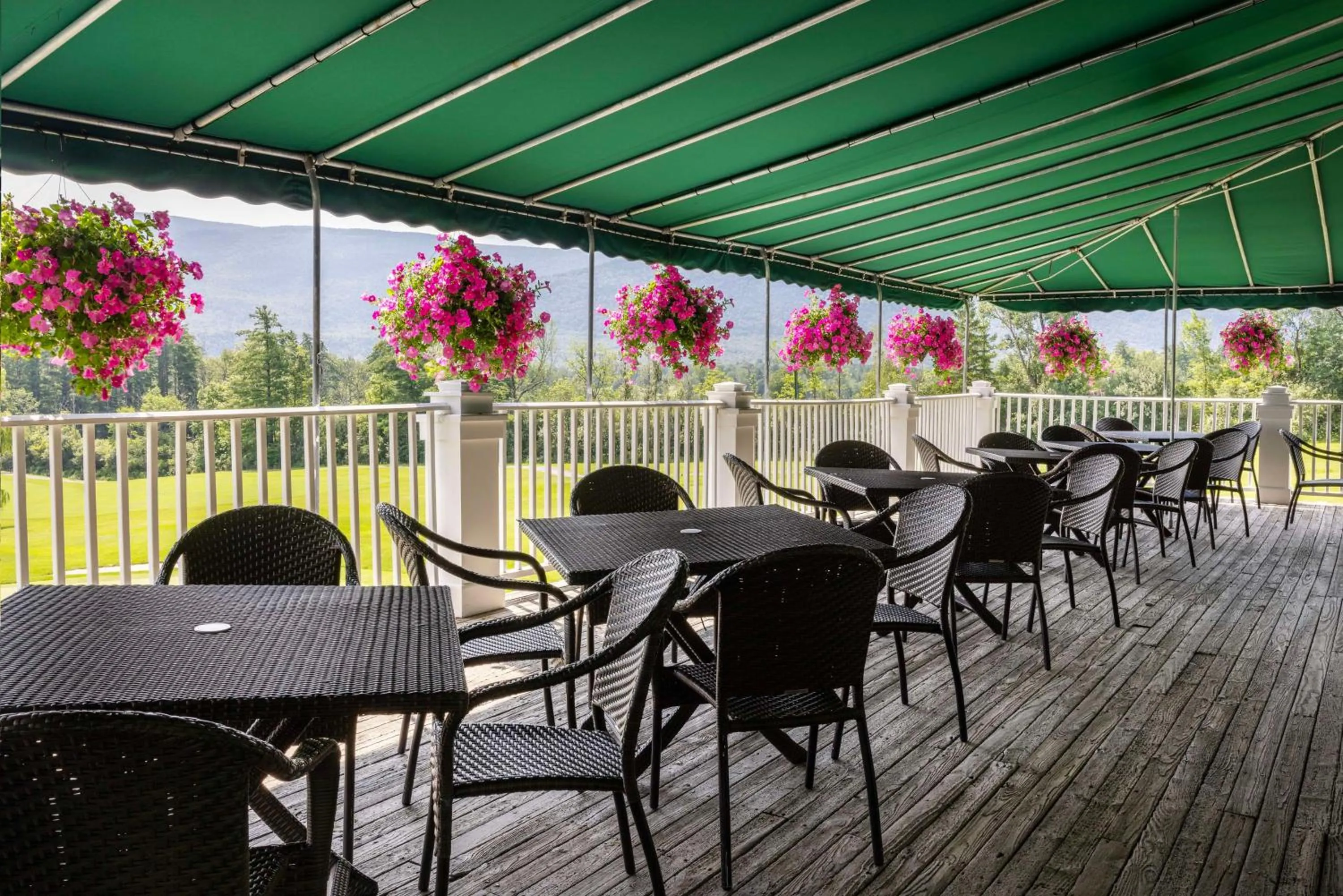 Restaurant/places to eat in The Equinox Golf Resort & Spa