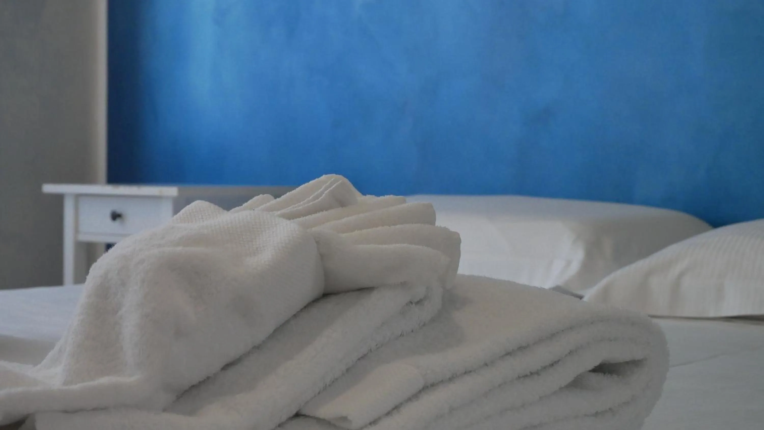 Bed in Borghetto Hotel