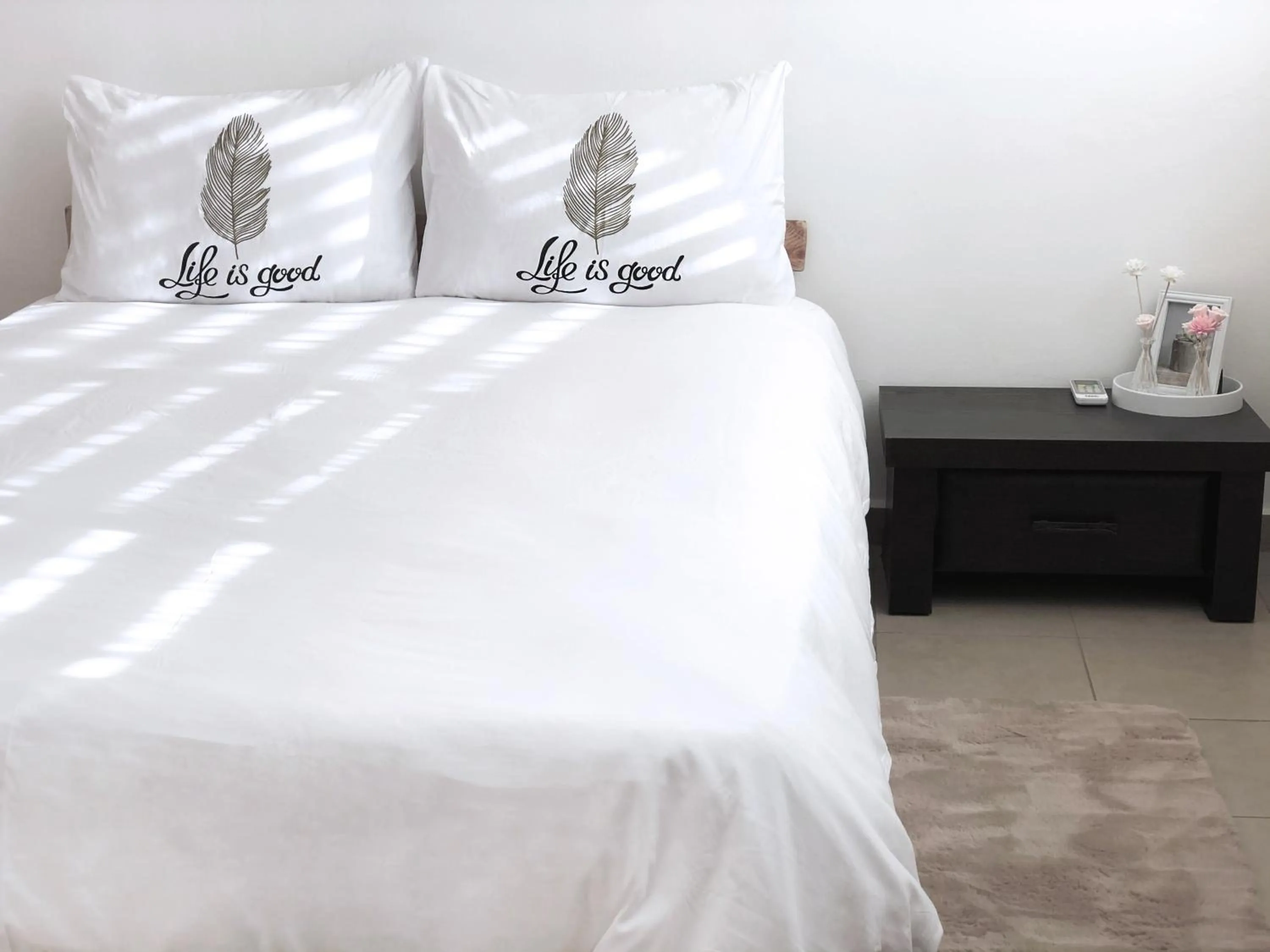 Bed in Stylish Tel Aviv