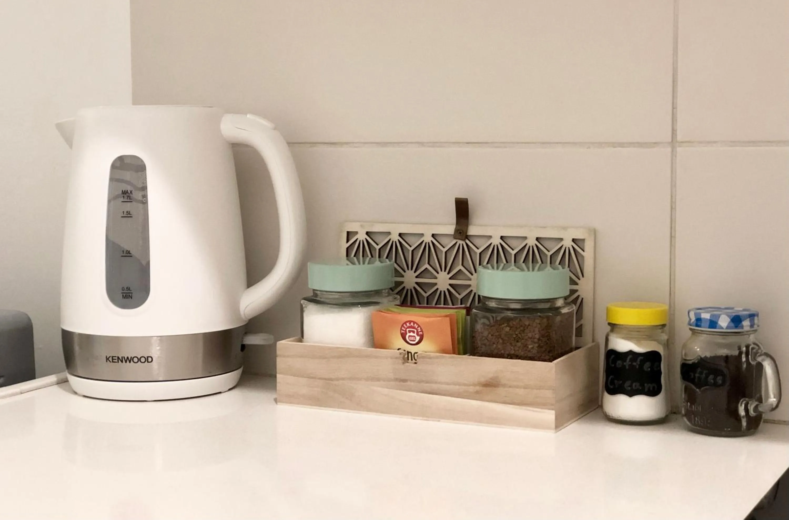 Coffee/tea facilities in Stylish Tel Aviv