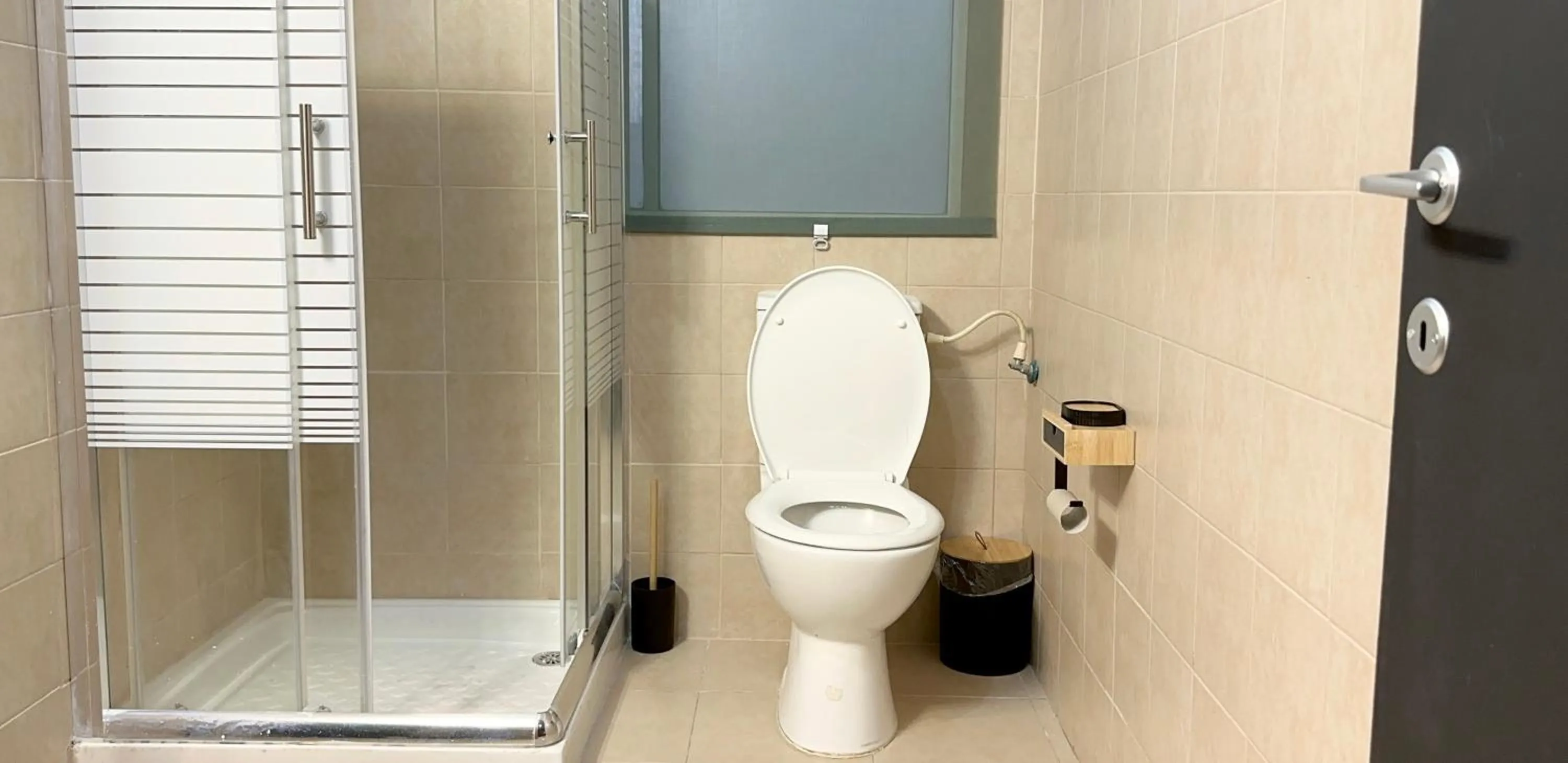 Shower in Stylish Tel Aviv