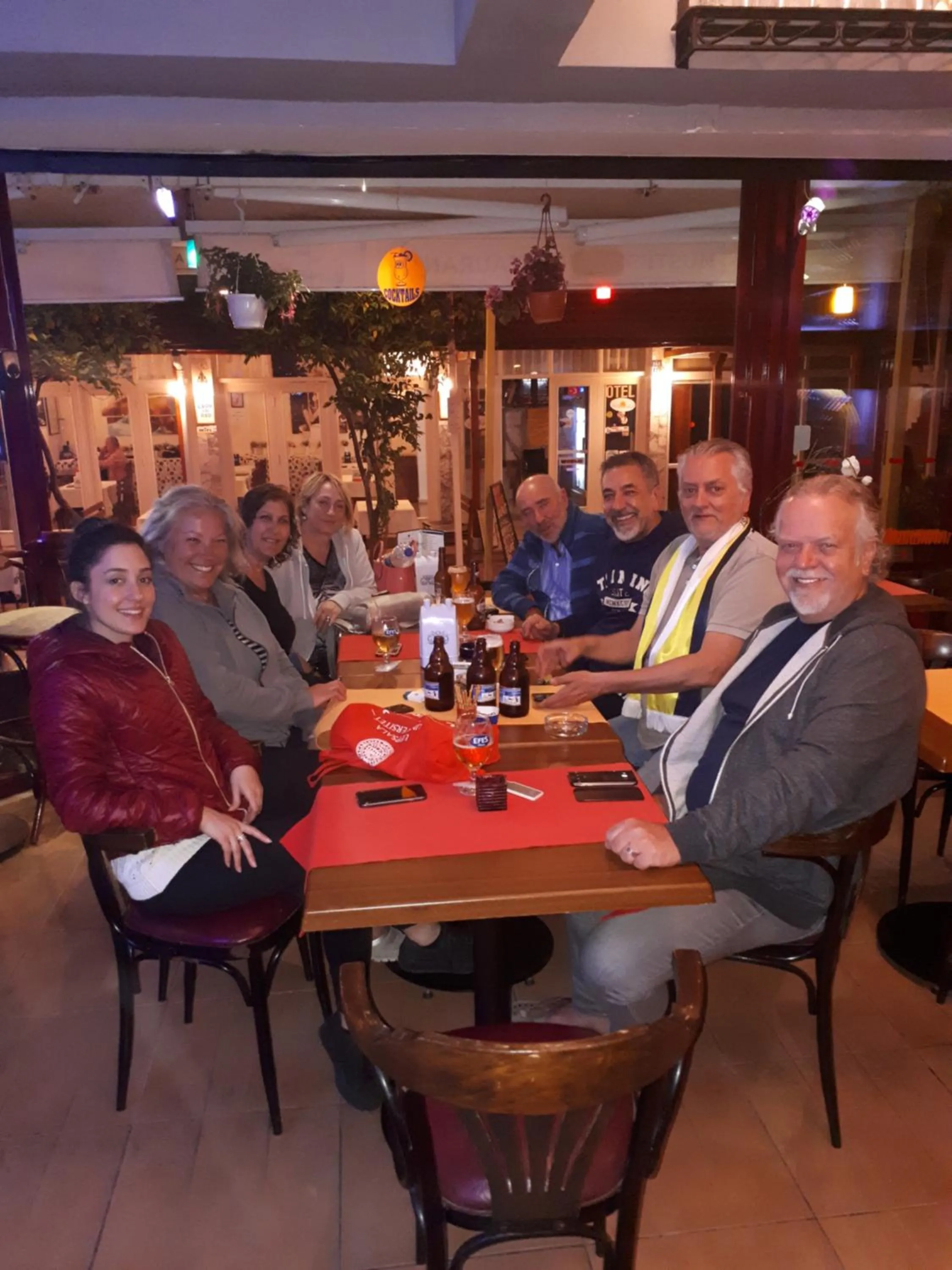 Restaurant/places to eat in Musti Apart Hotel