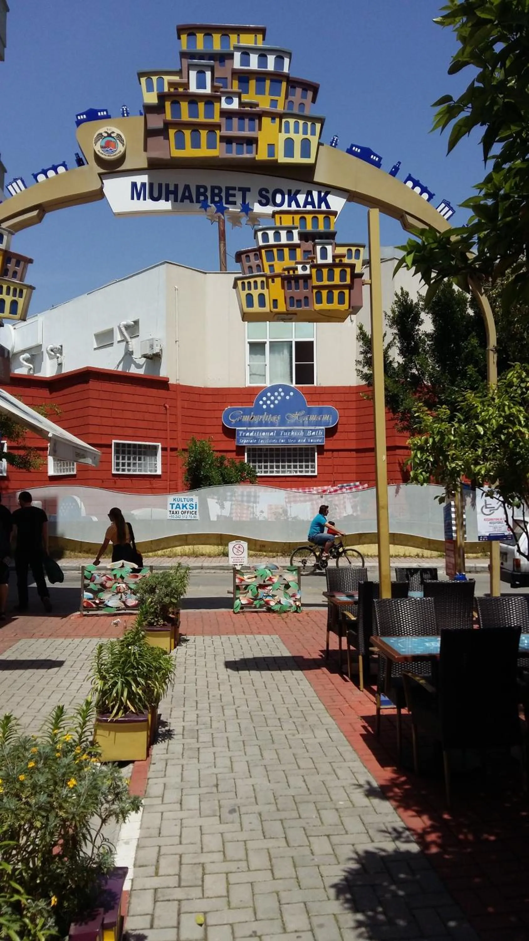 Logo/Certificate/Sign in Musti Apart Hotel