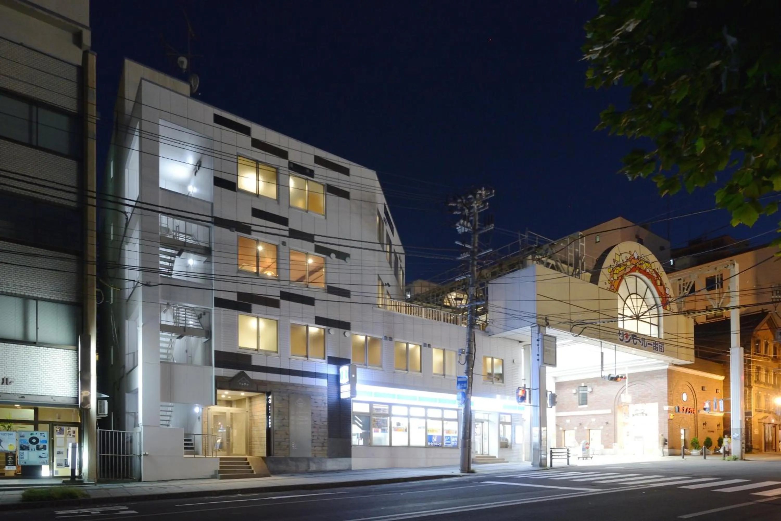 Property building in Otaru YaDo