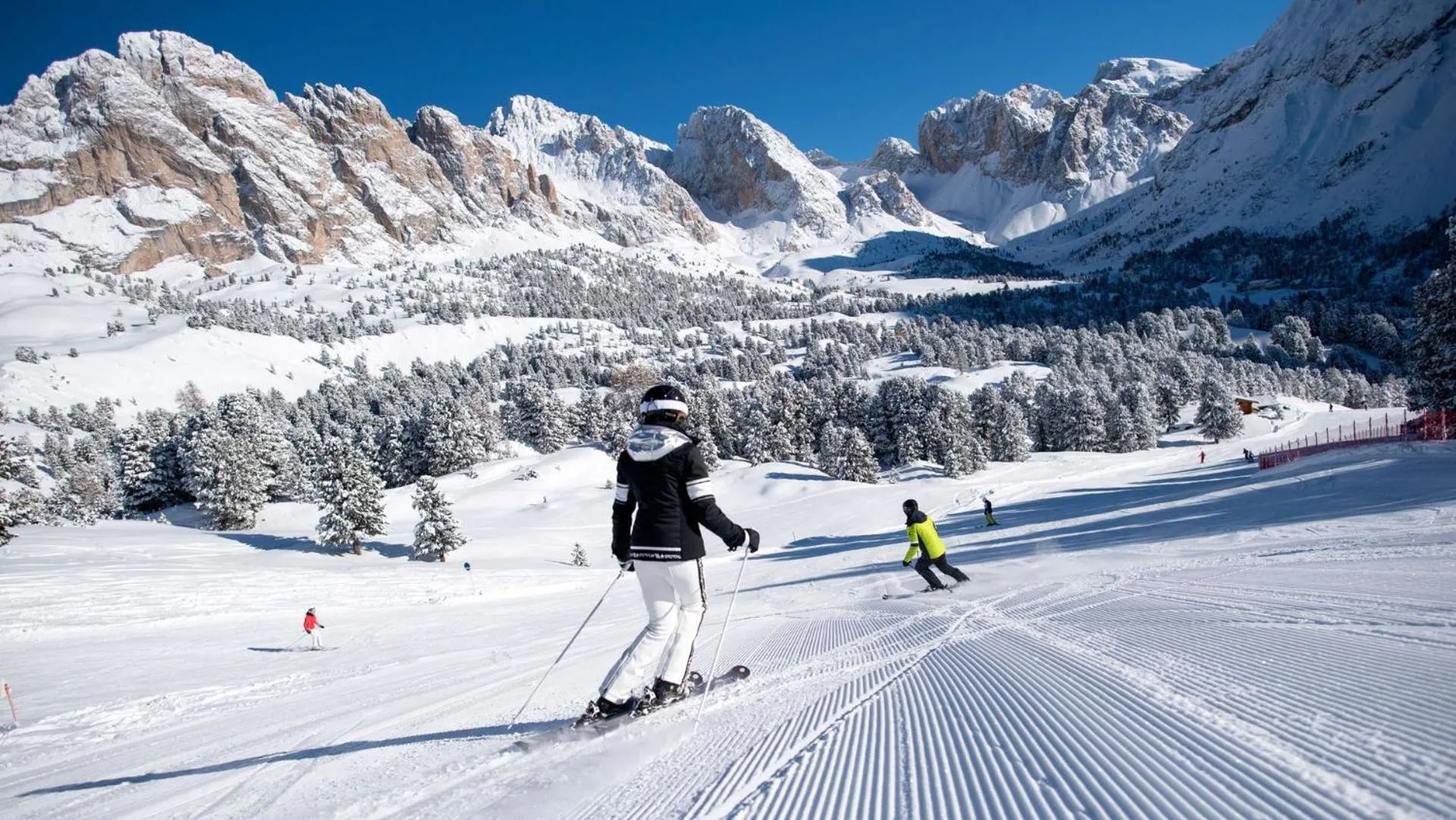 Skiing in Luxury B&B August