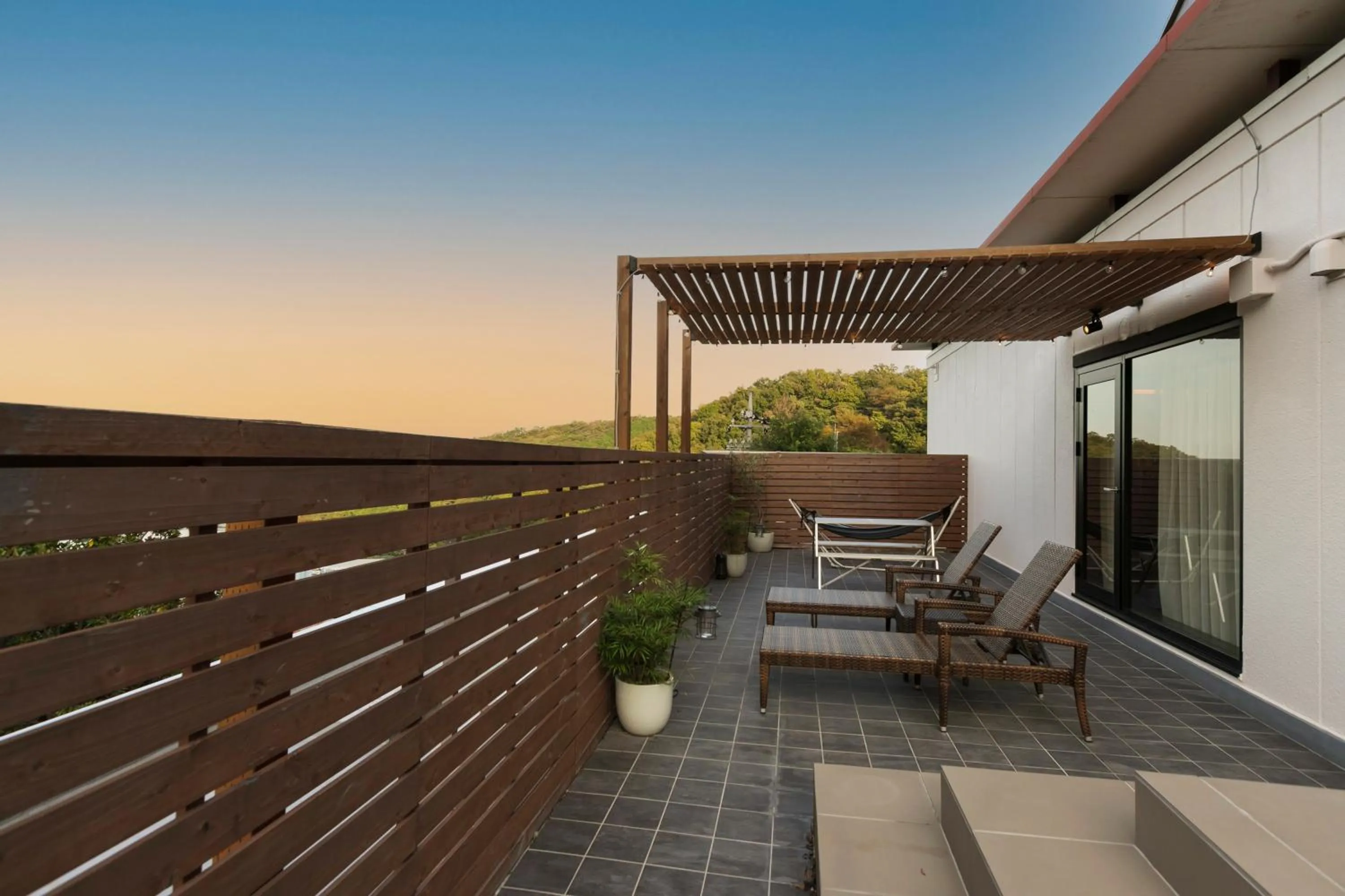 Property building in Hotel Gendairakuen Isehara