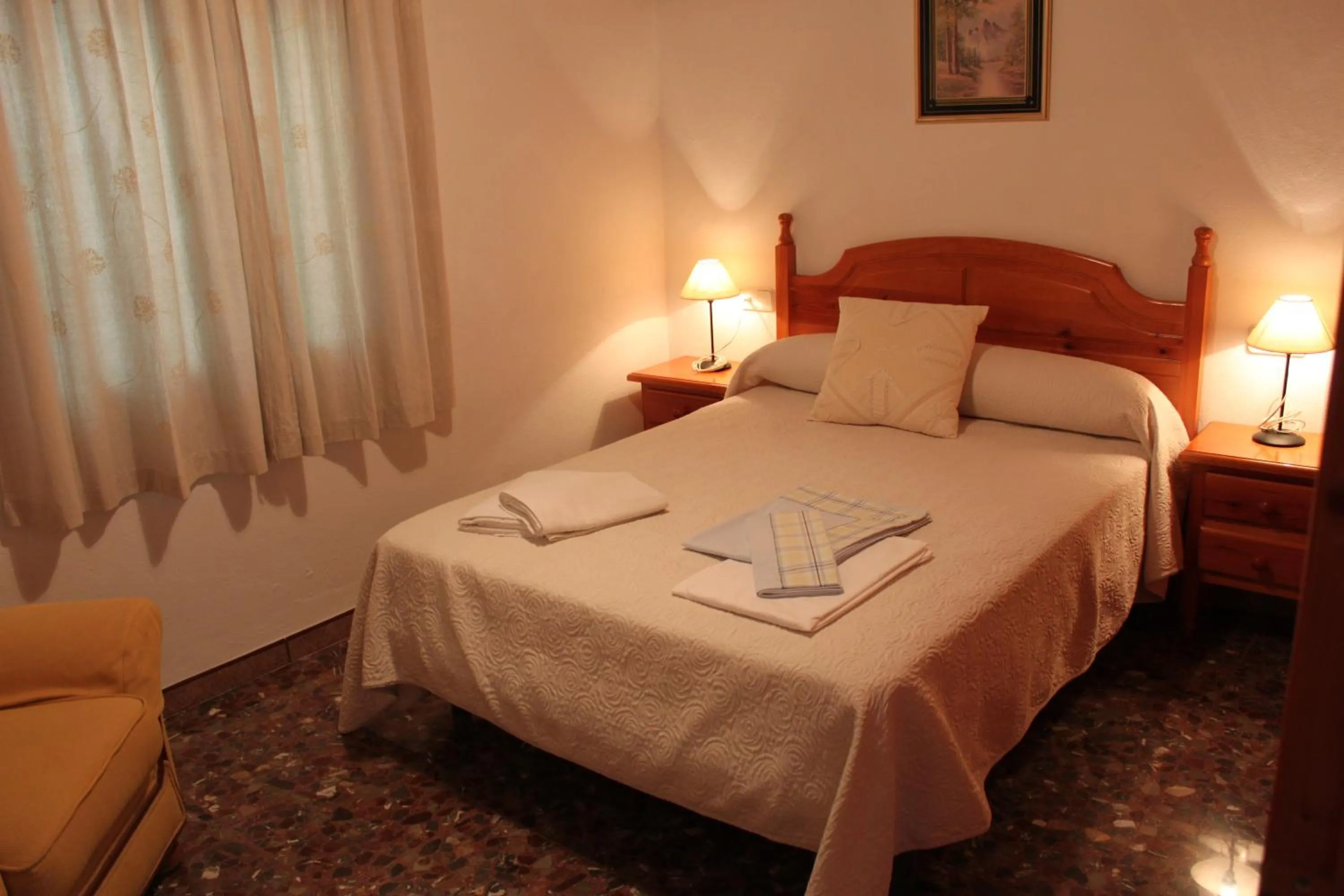 Bedroom, Bed in Apartamentos Casa Gil