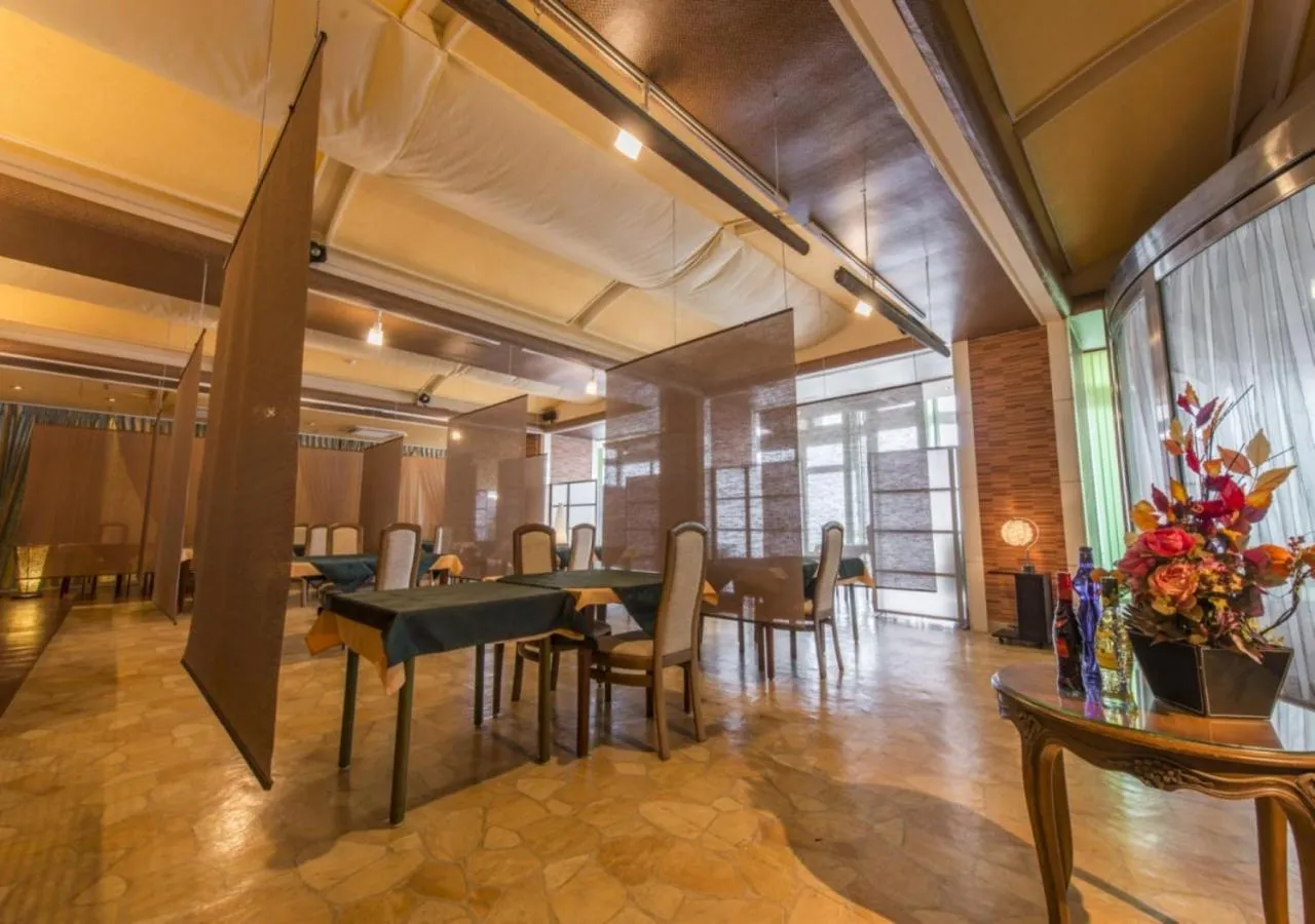 Restaurant/places to eat in Atagawa Yamatokan