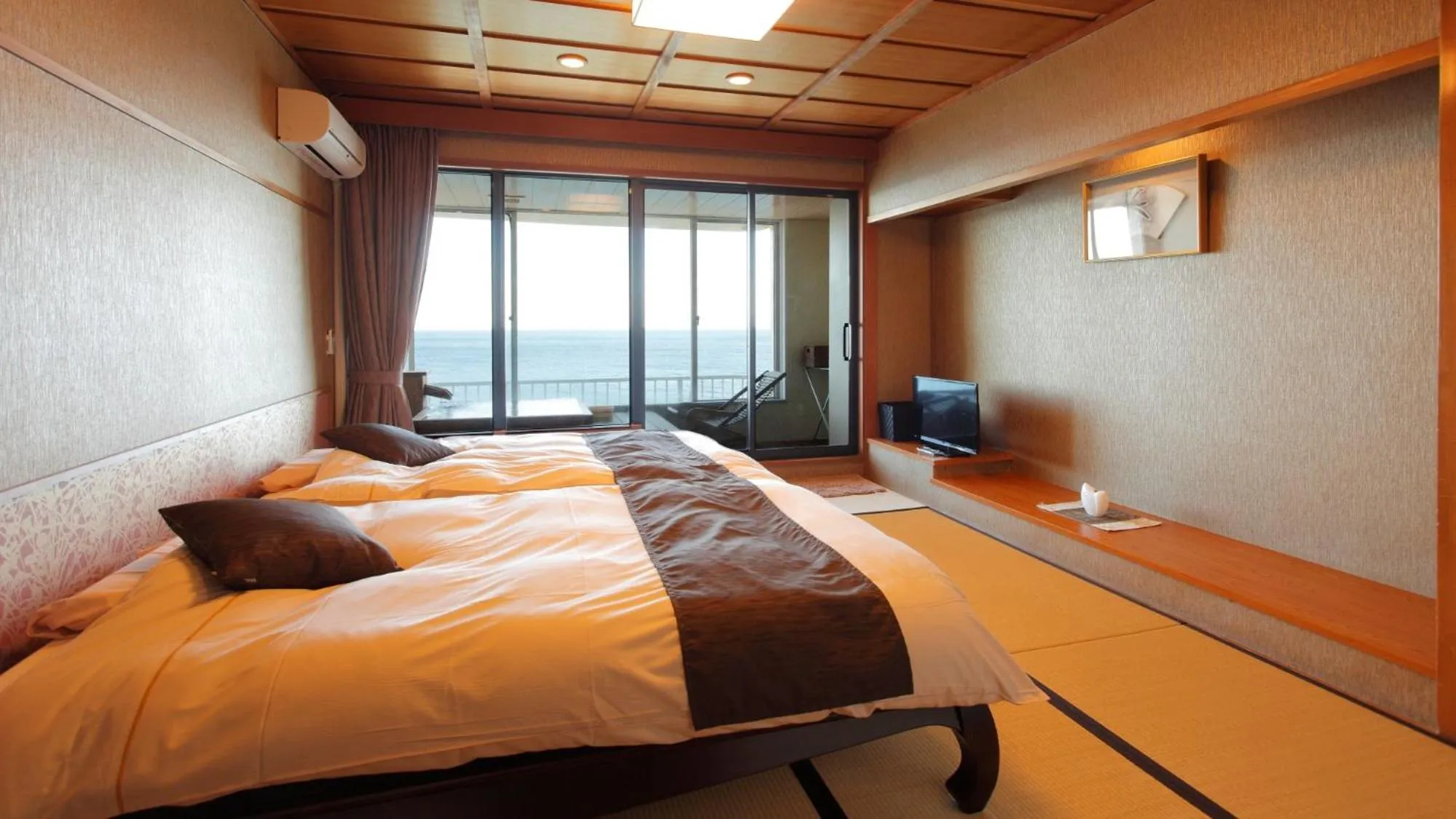 Bed in Atagawa Yamatokan