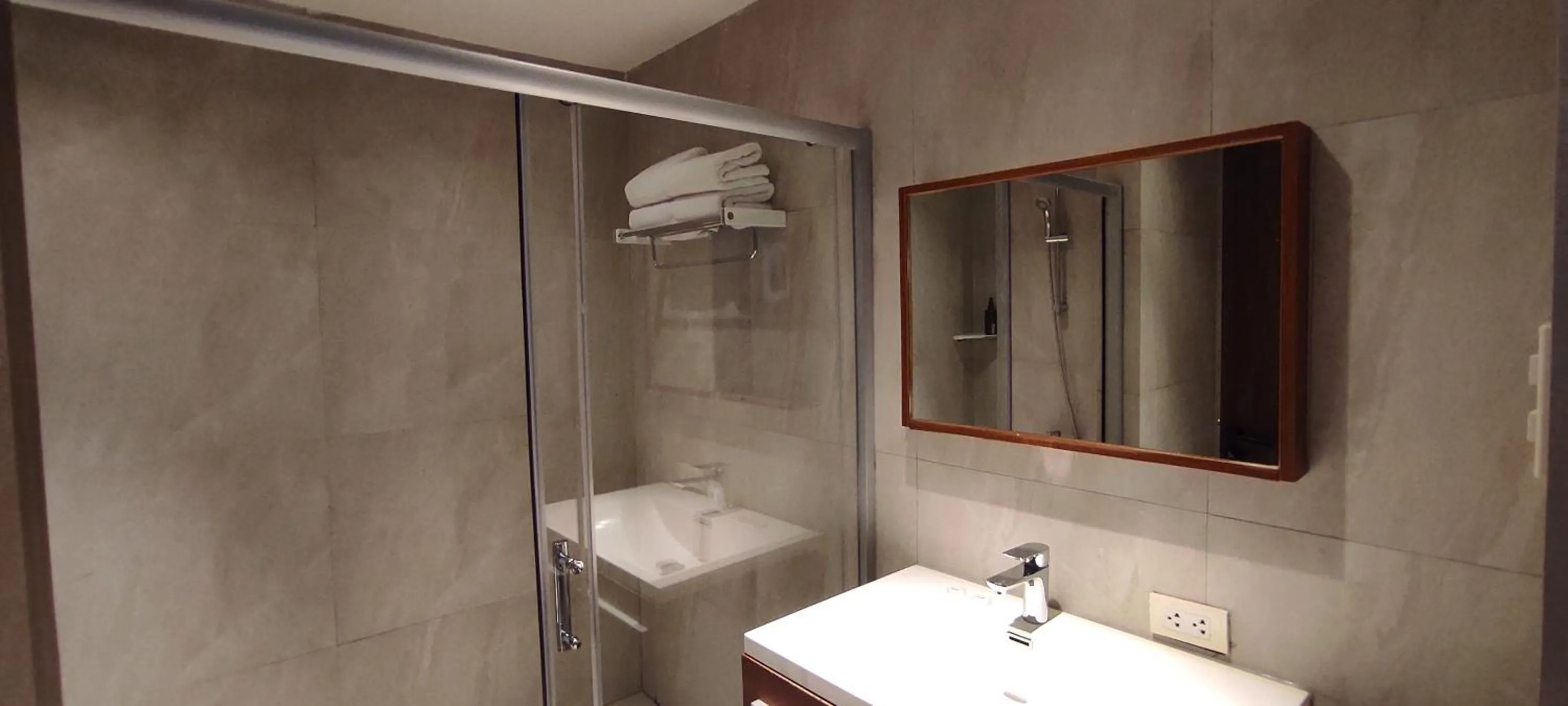 Bathroom in City Park Hotel Residences