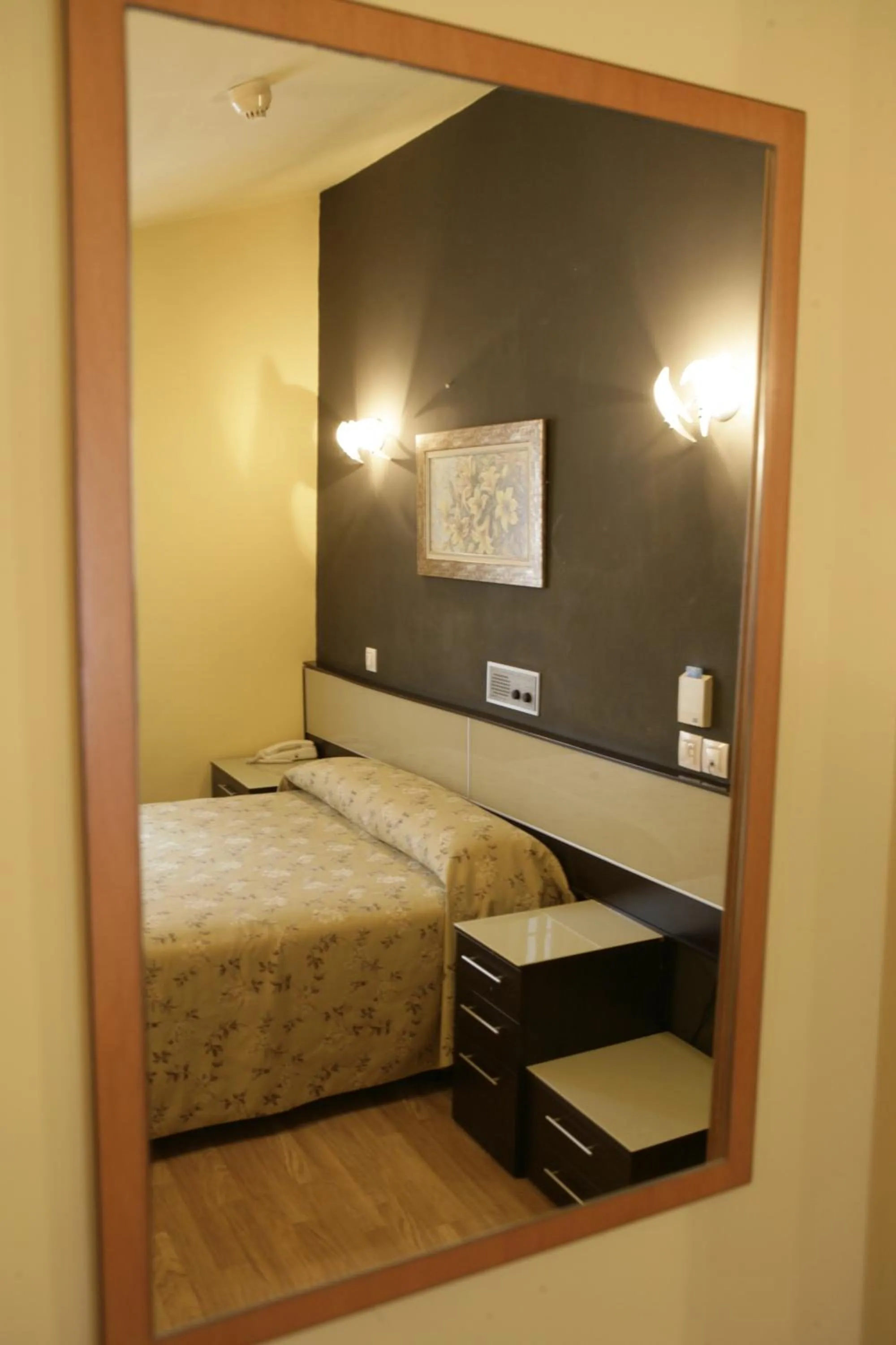 Photo of the whole room, Bed in Hotel Azpiazu