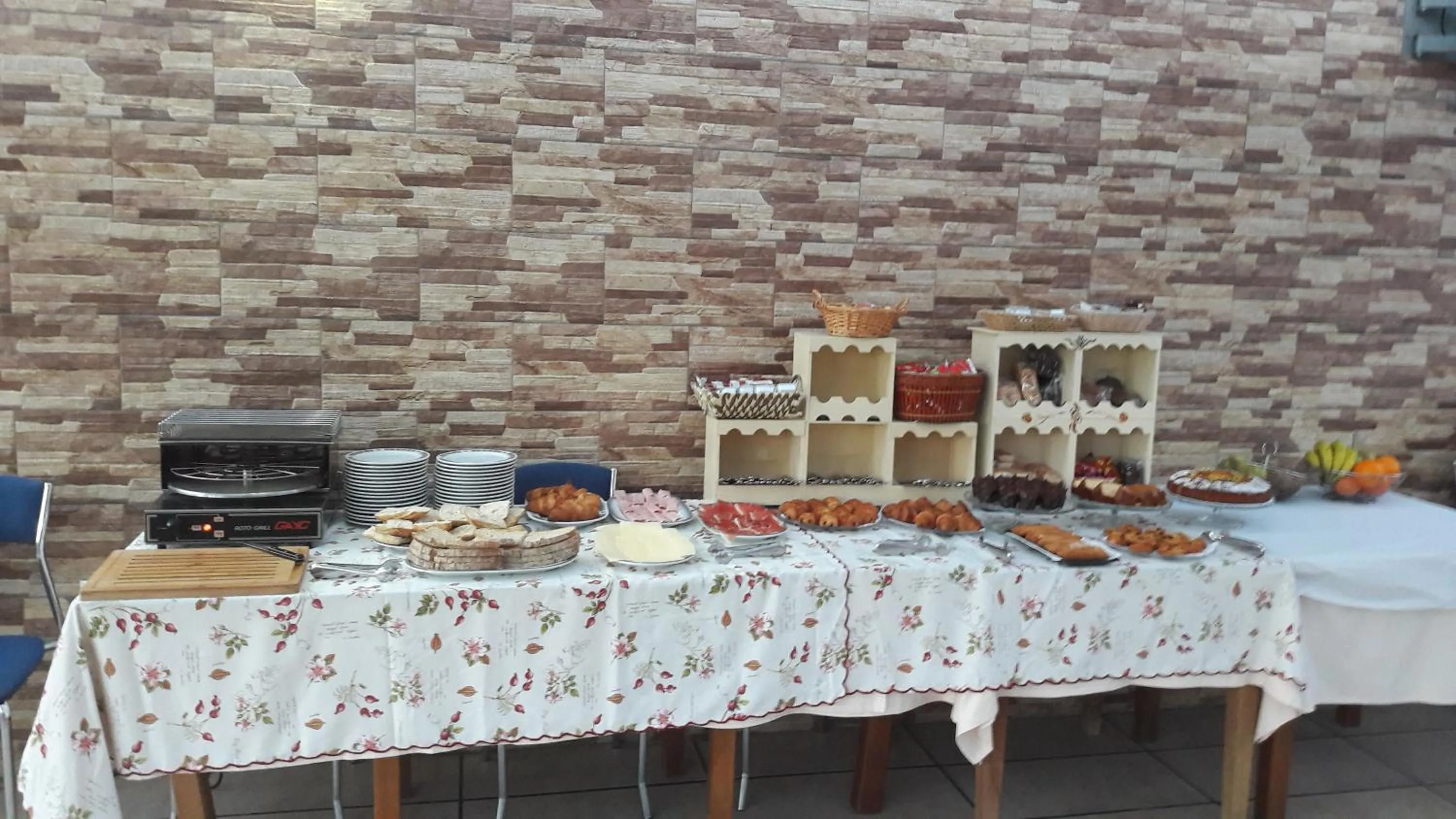Buffet breakfast in Hotel Azpiazu
