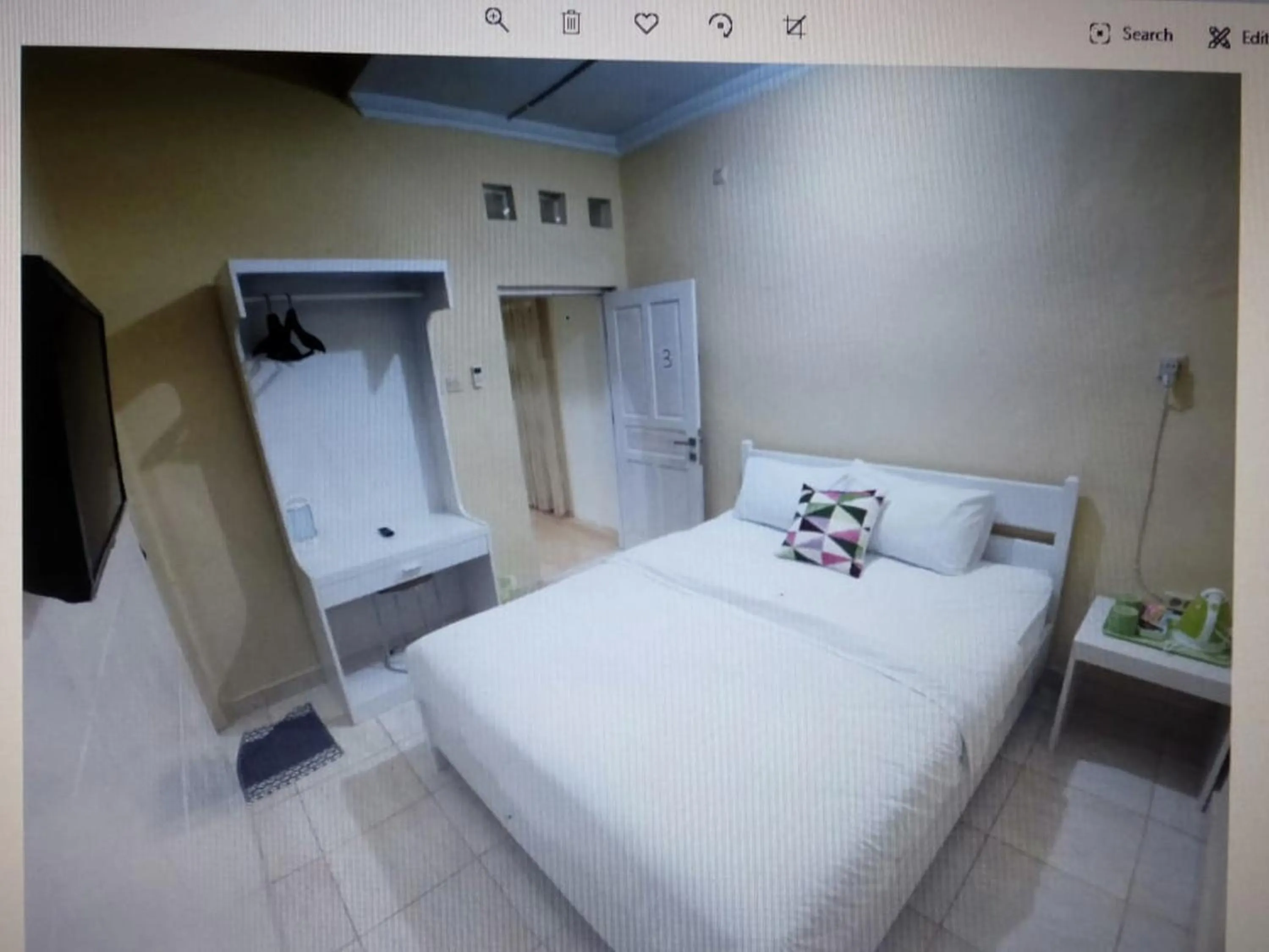 Bedroom, Bed in Omah Inap D24 Syariah near Universitas Aisyiah Yogyakarta Mitra RedDoorz