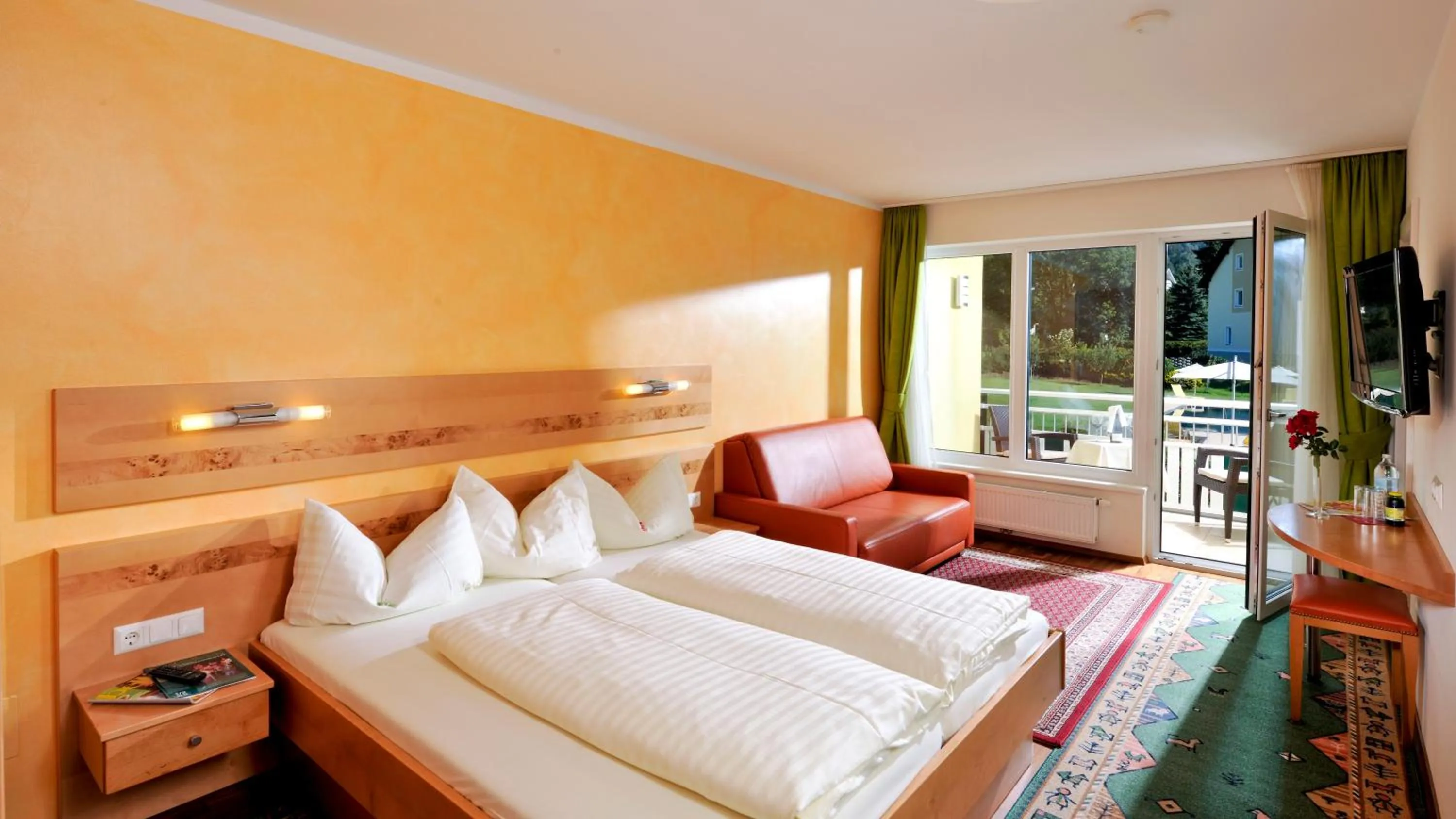 Photo of the whole room, Bed in Familiengut Ertlhof