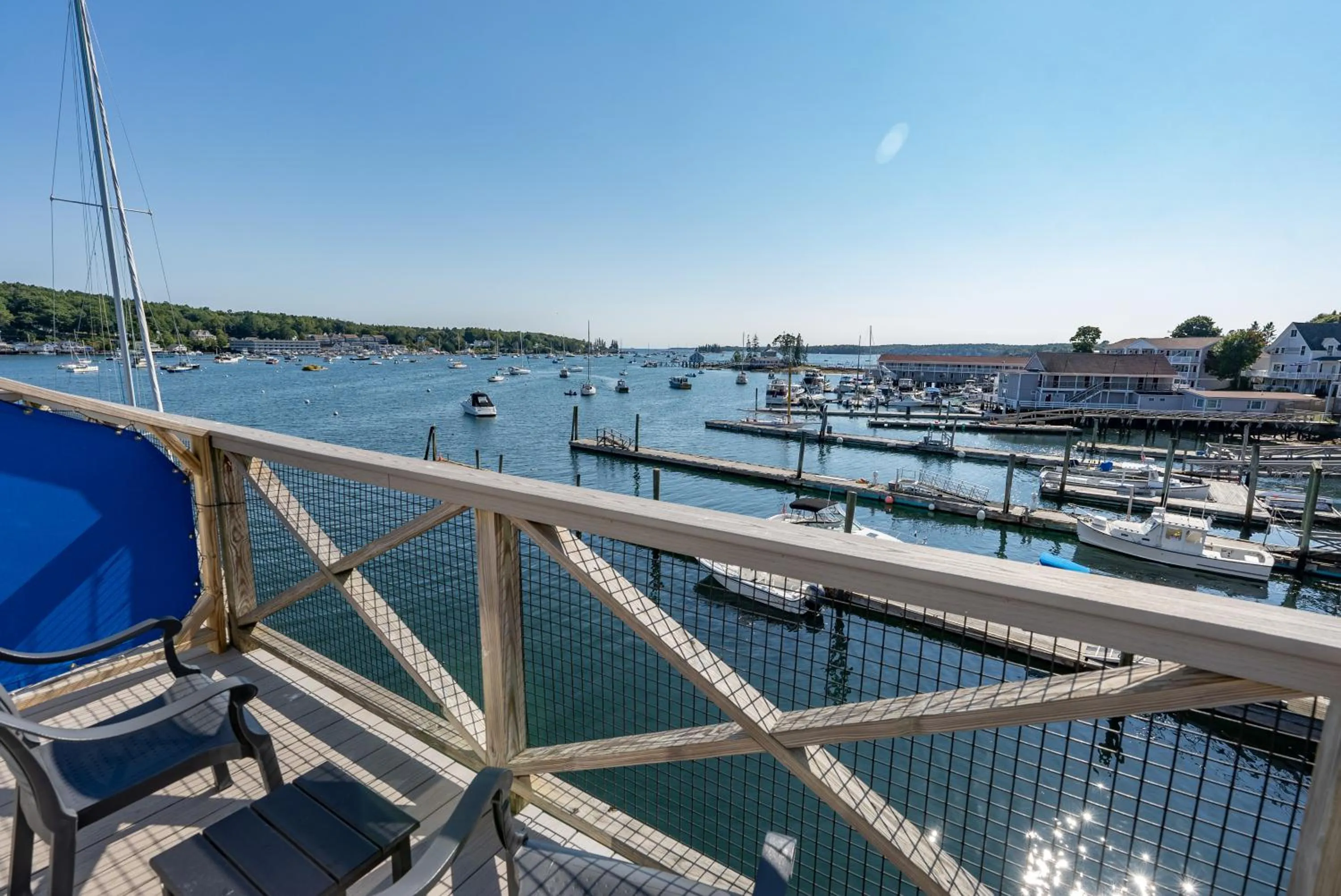 Sea view in Fisherman's Wharf Inn